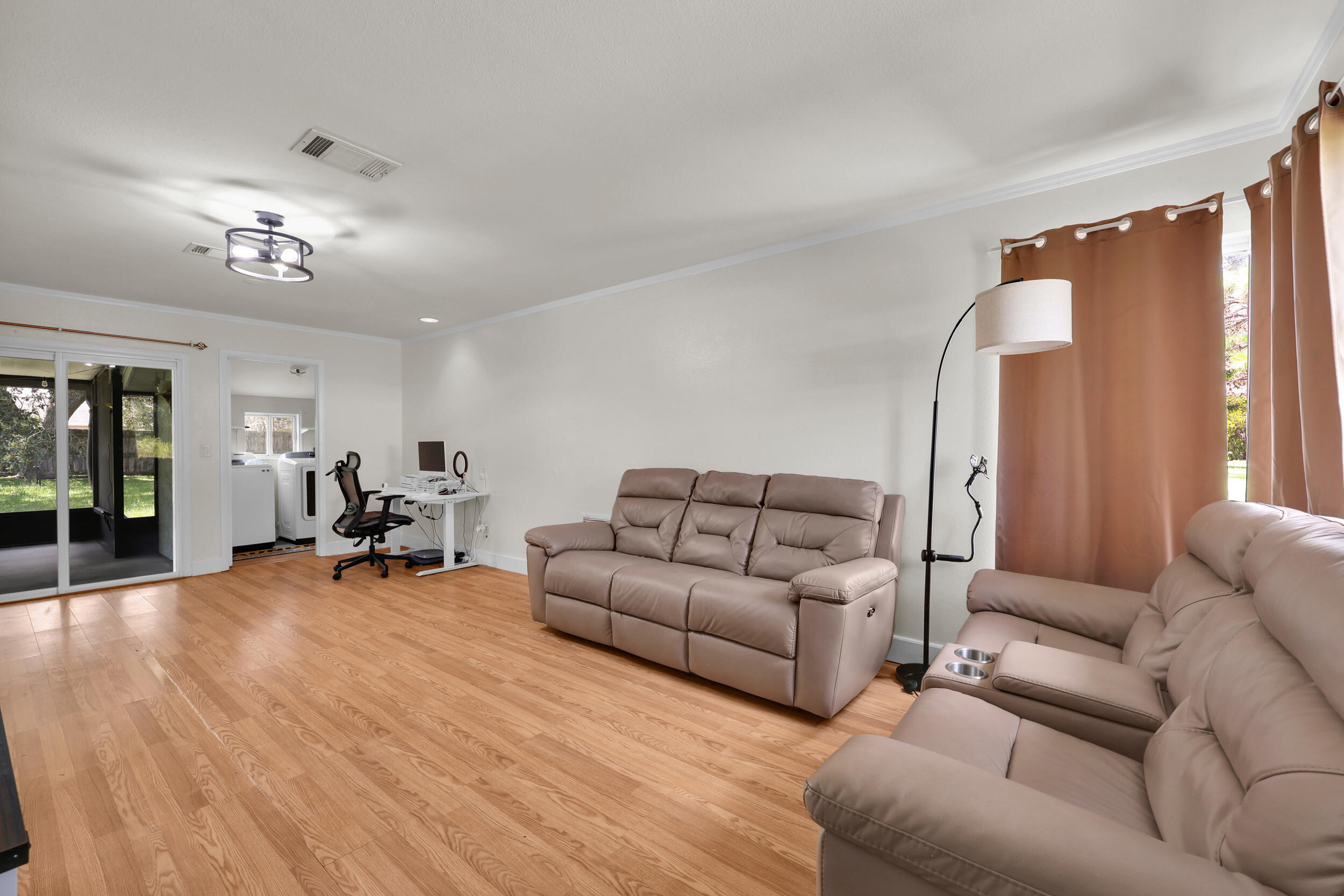 741 23rd Place Sw Property Photo 3