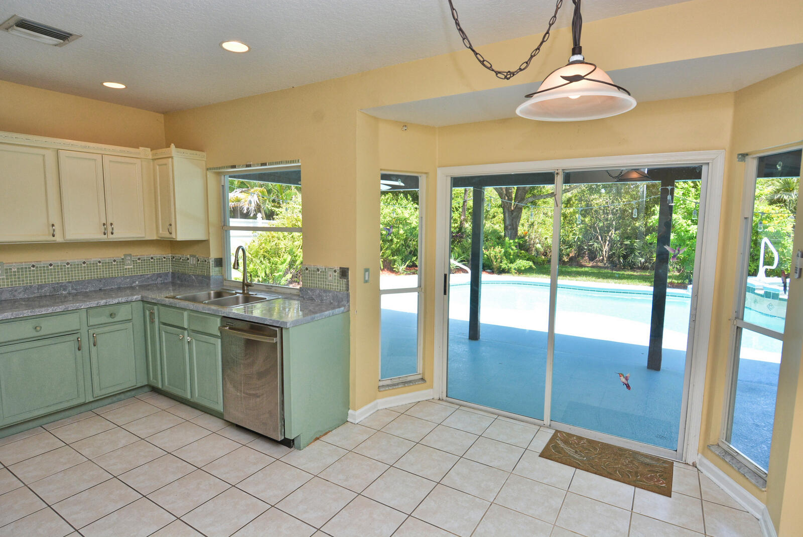 900 Nw Waterlily Place Property Photo 20