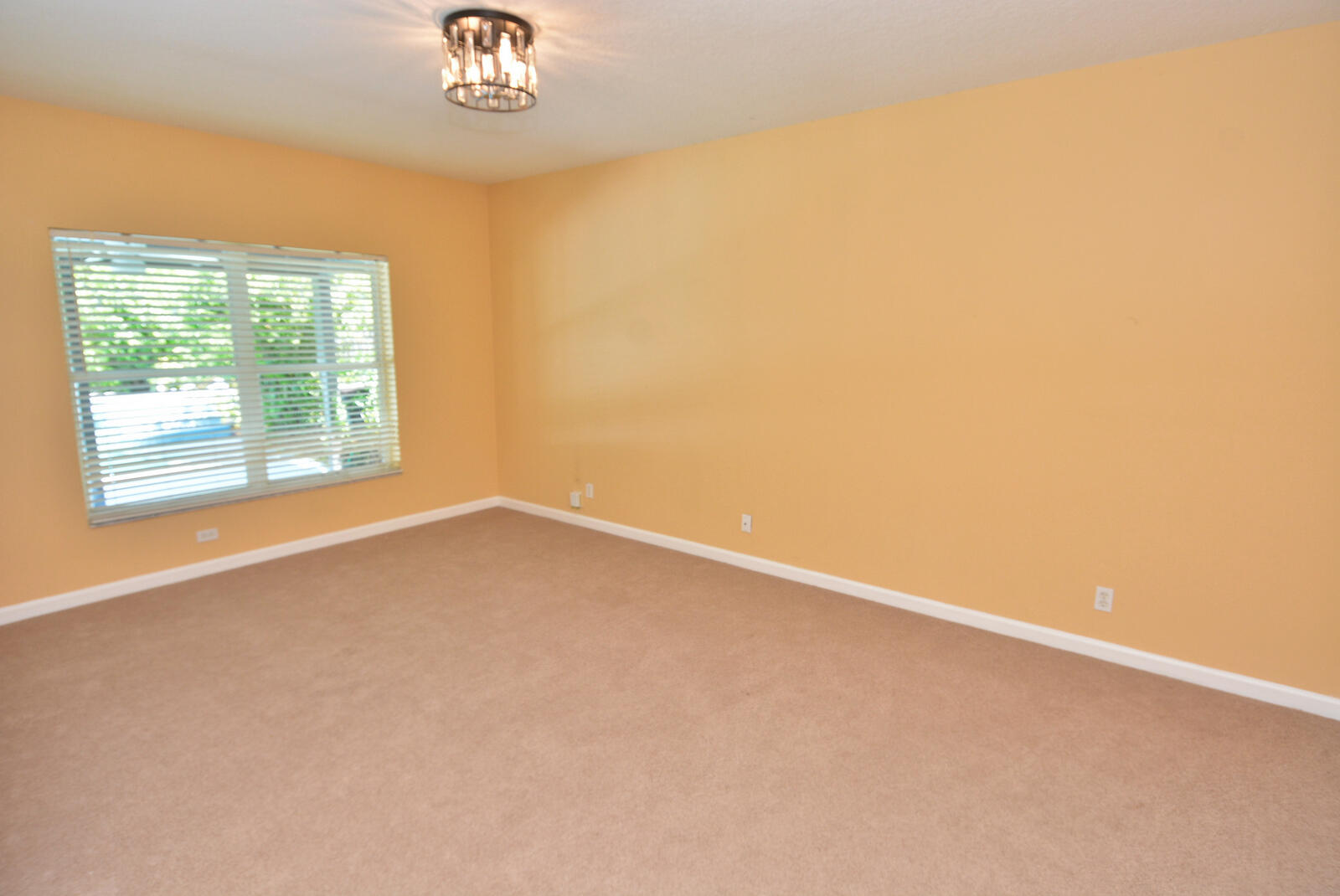 900 Nw Waterlily Place Property Photo 25