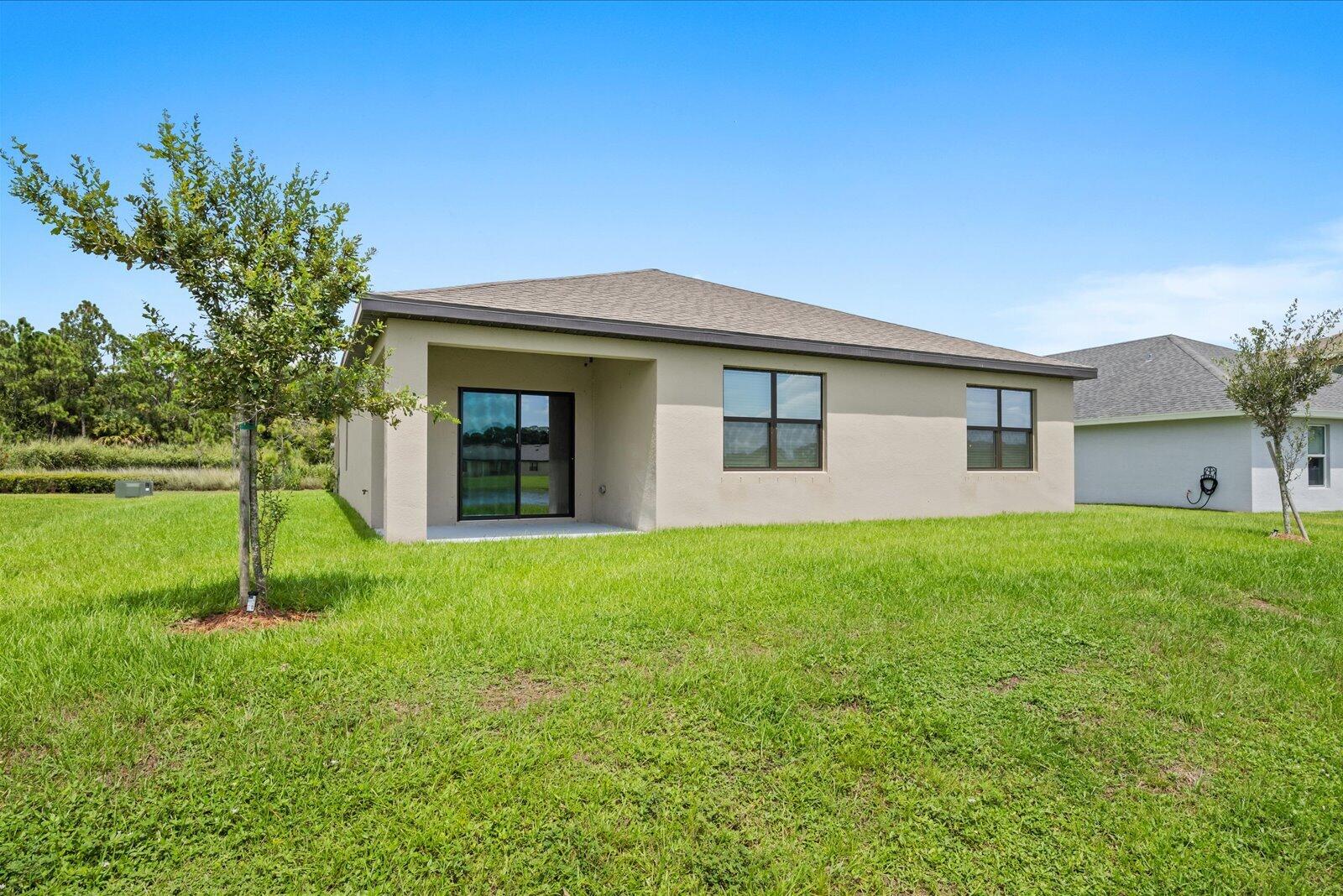 435 Seafoam Circle Property Photo 32