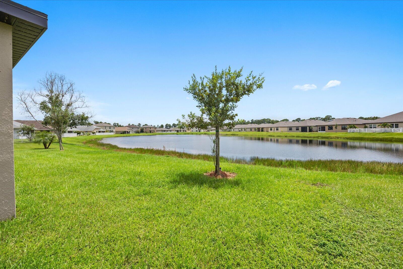 435 Seafoam Circle Property Photo 33