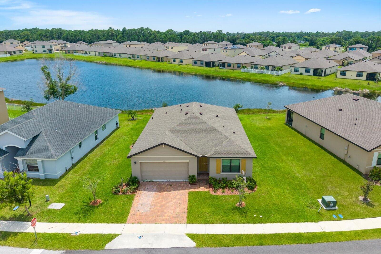 435 Seafoam Circle Property Photo 36