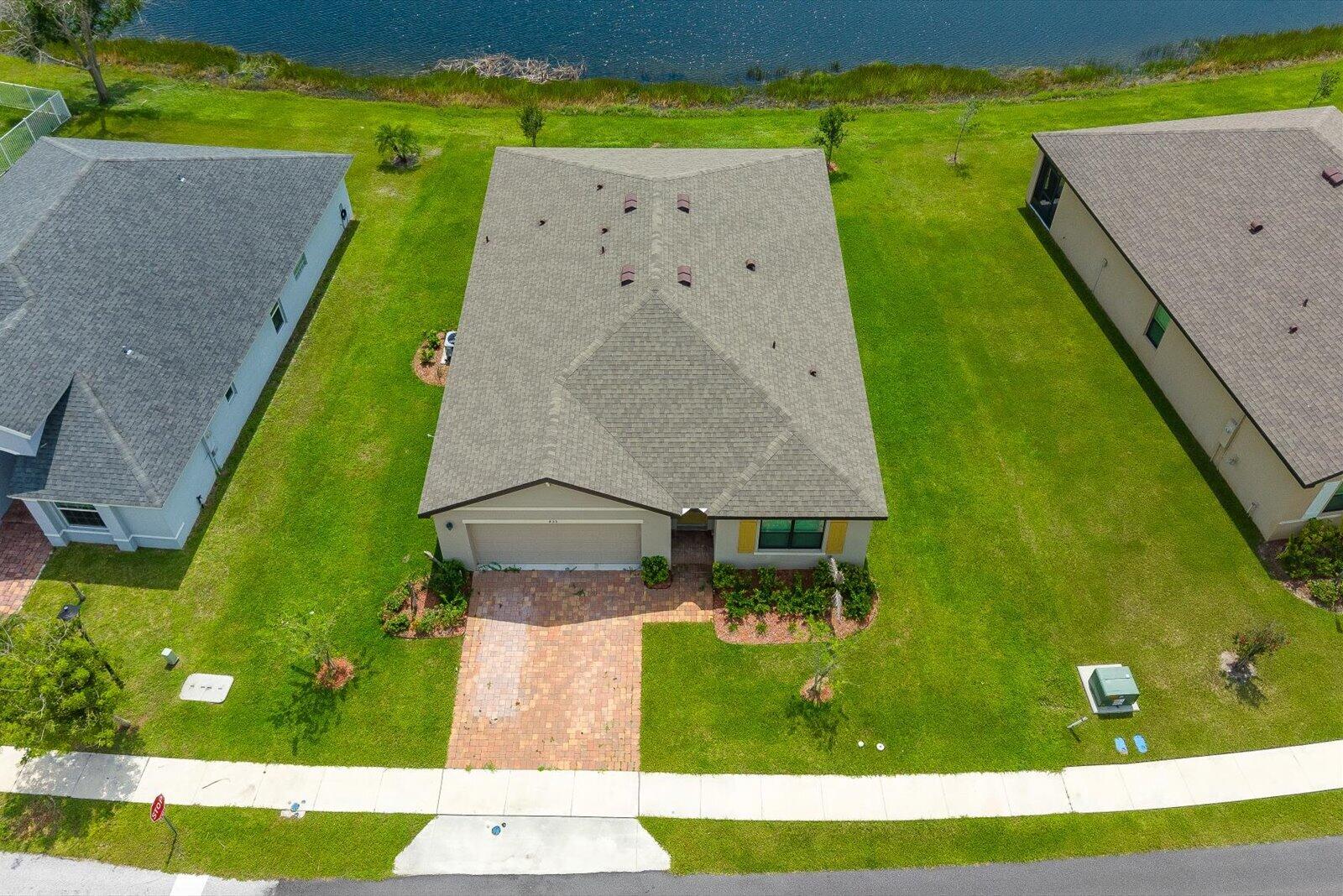 435 Seafoam Circle Property Photo 37