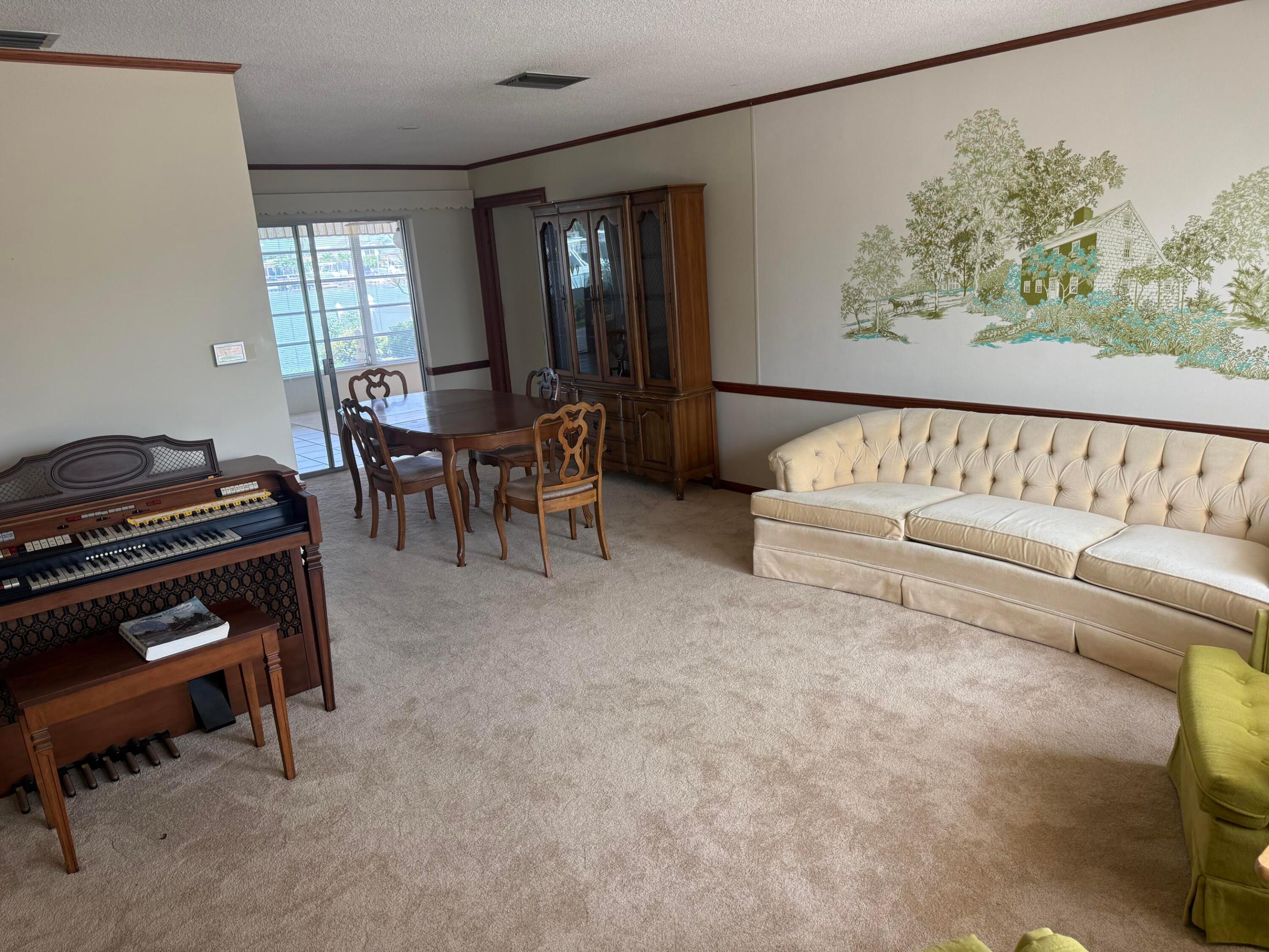 527 Harbor Drive N Property Photo 21