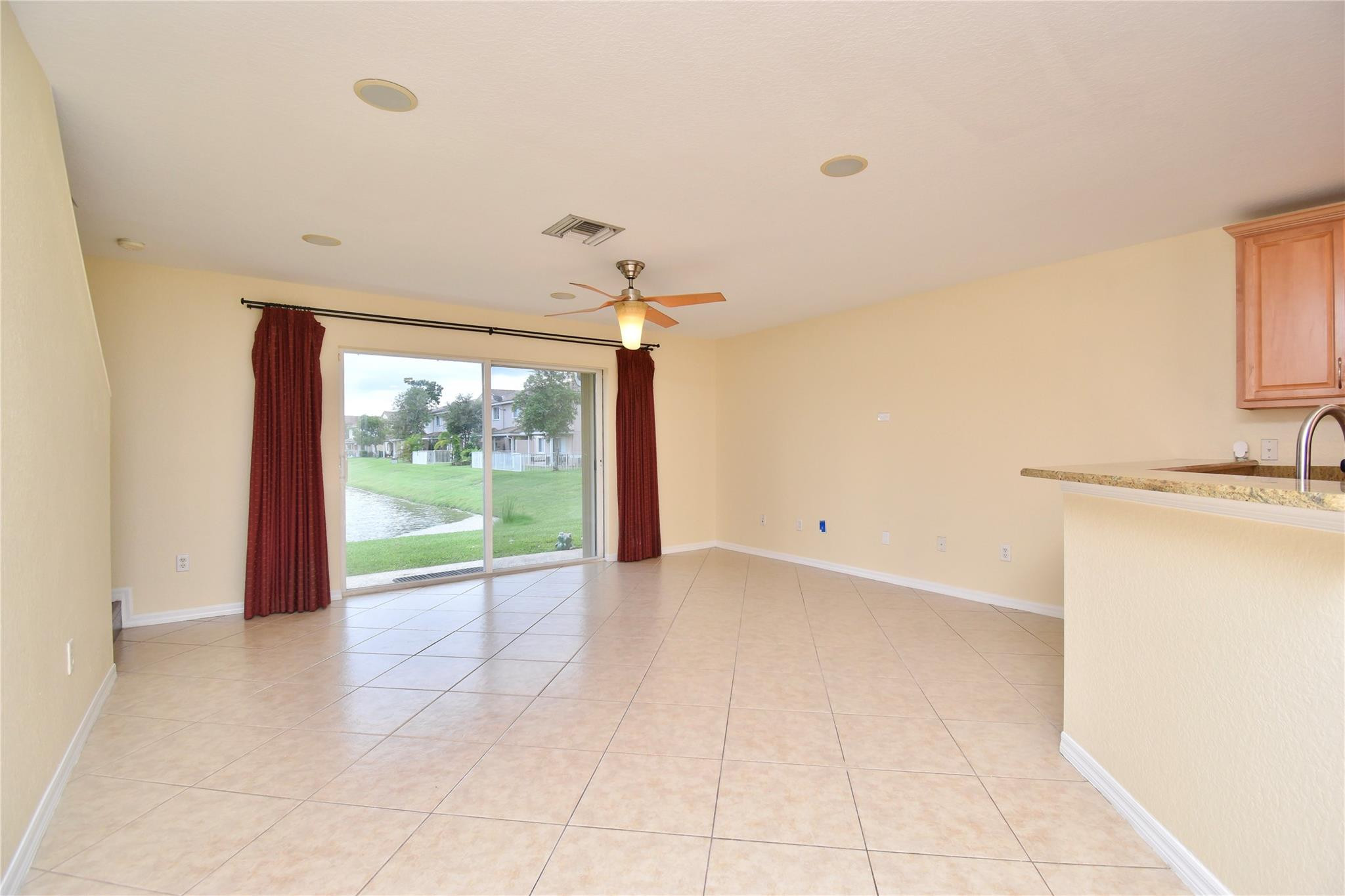 8982 Chambers Street Property Photo 3