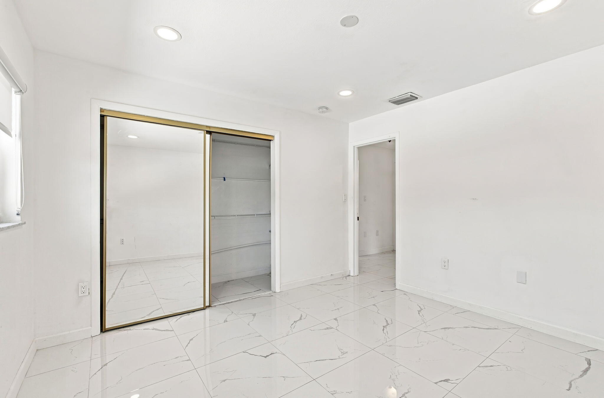 1935 Cypress Avenue Property Photo 25