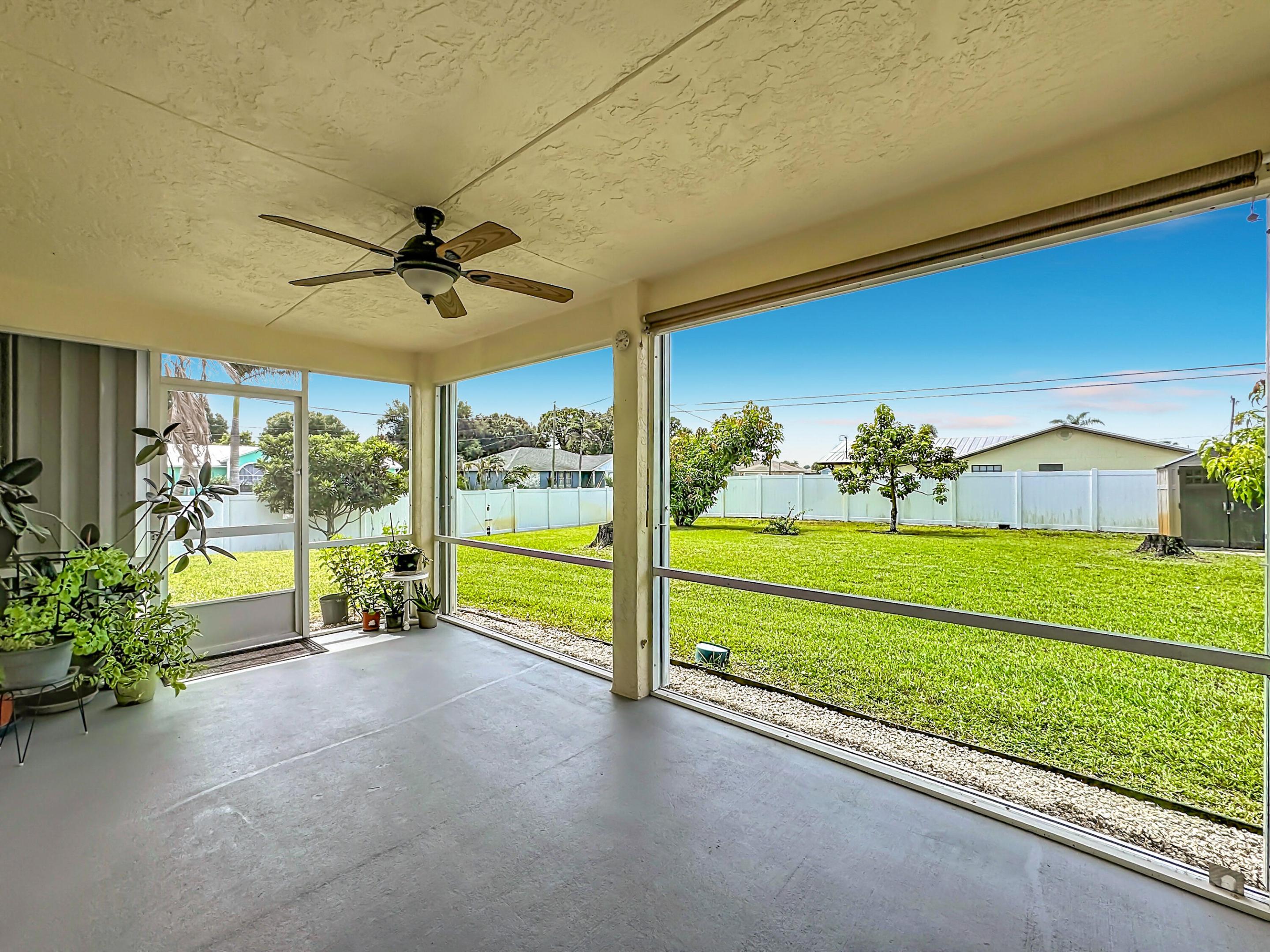 1402 Sw Flounder Lane Property Photo 31