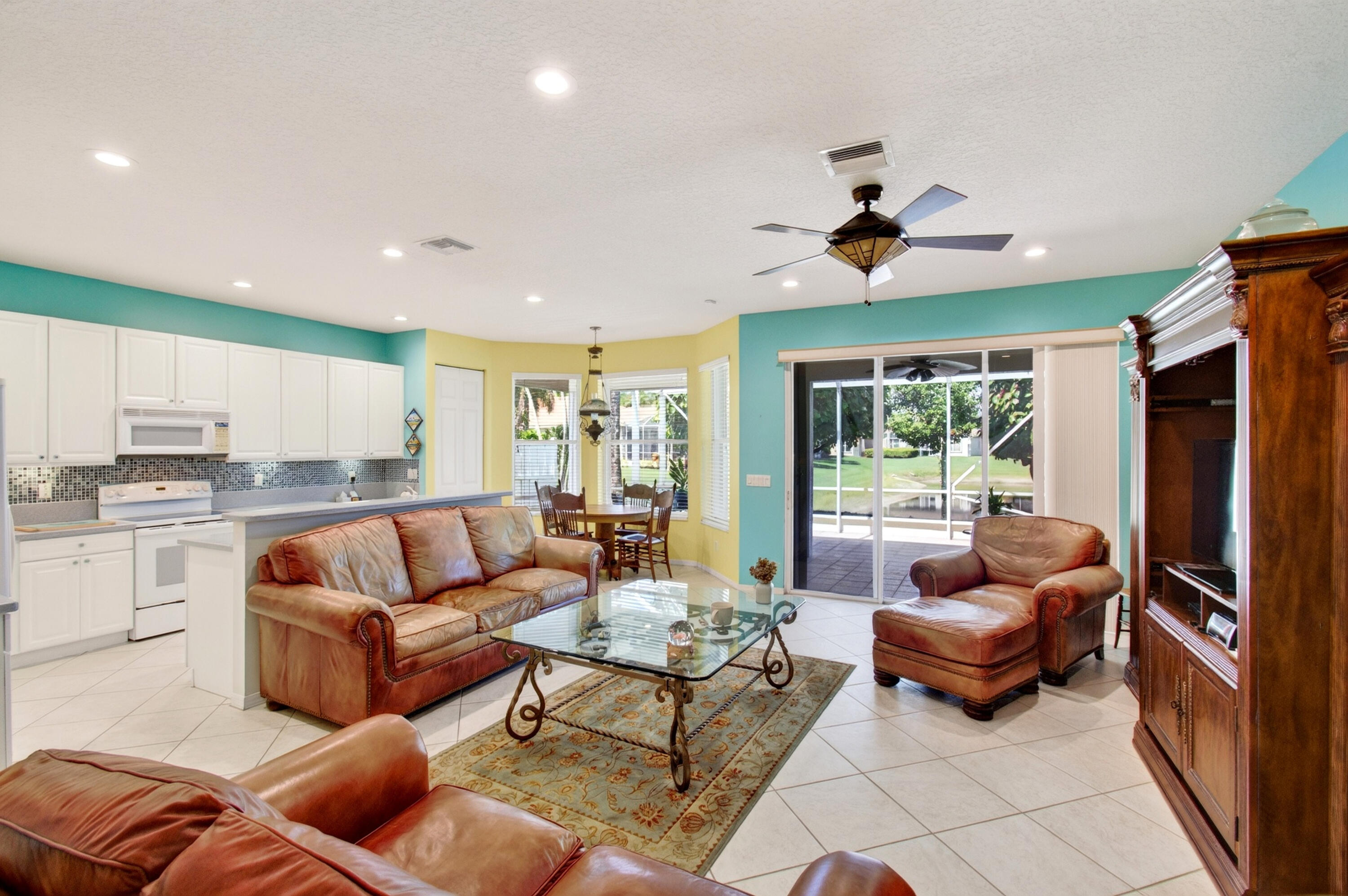 12643 Via Ravenna Property Photo 17