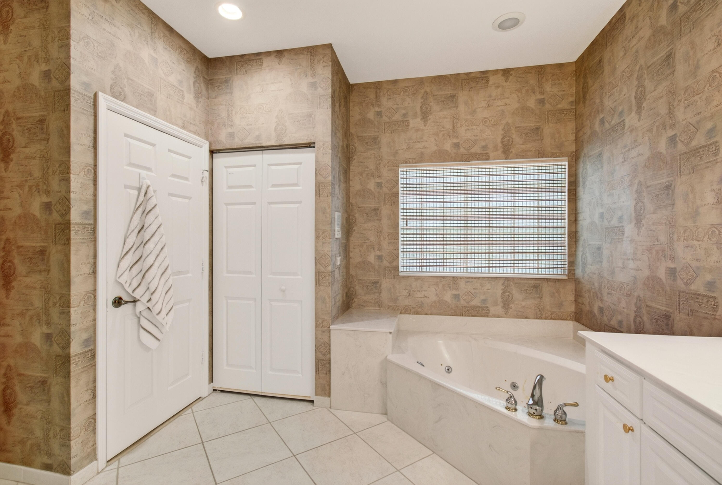 12643 Via Ravenna Property Photo 40