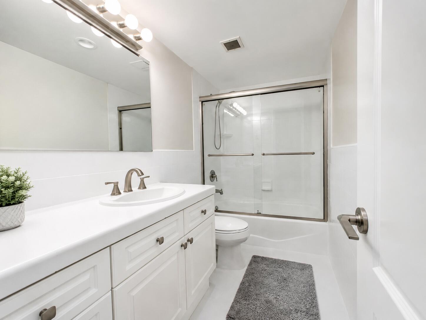 1301 River Reach Drive 111 Property Photo 13