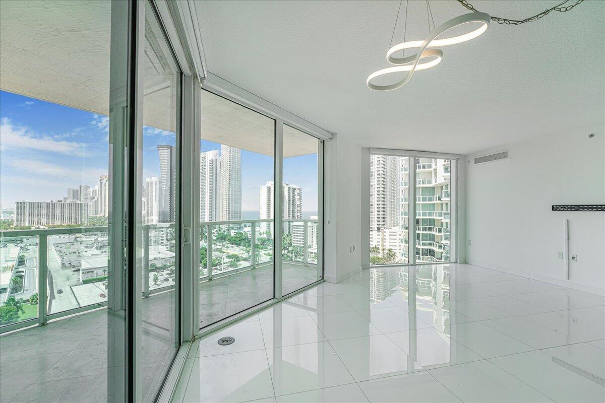 200 Sunny Isles Boulevard 2-1701 Property Photo 10