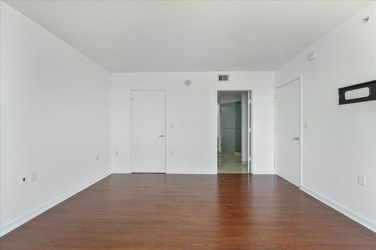 200 Sunny Isles Boulevard 2-1701 Property Photo 19