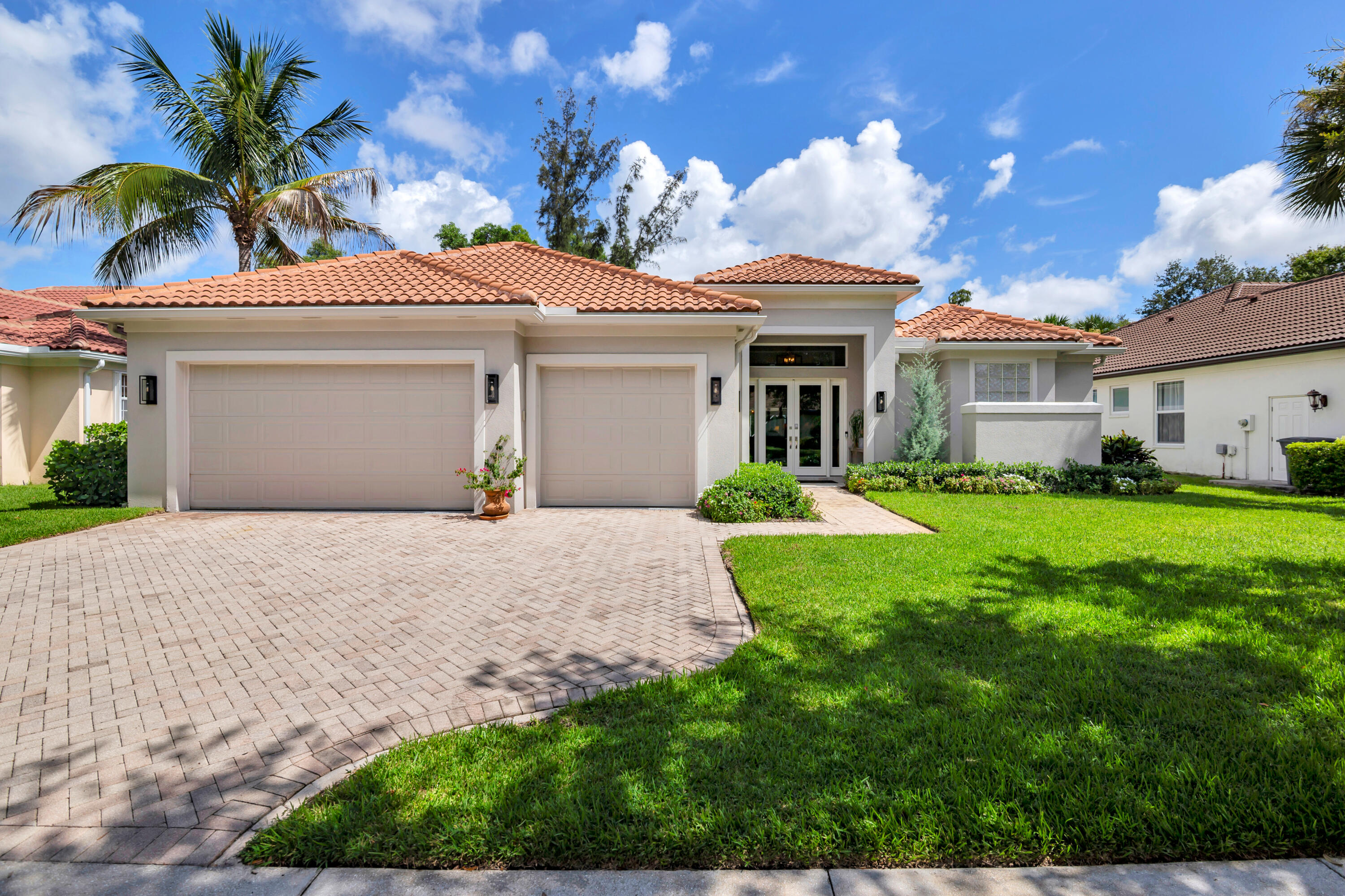 1754 Flagler Manor Circle Property Photo 3