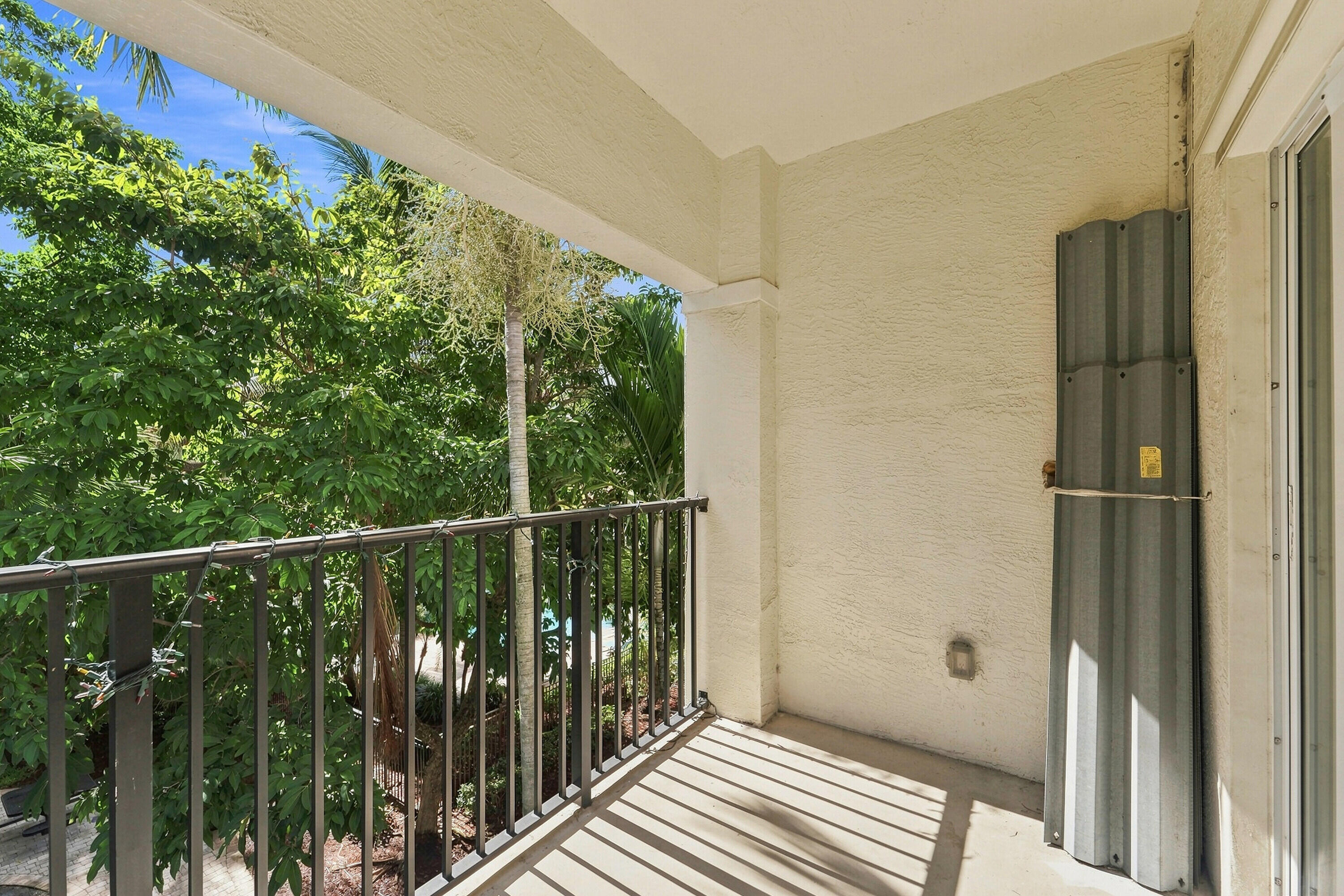 5940 W Sample Road 308 Property Photo 17