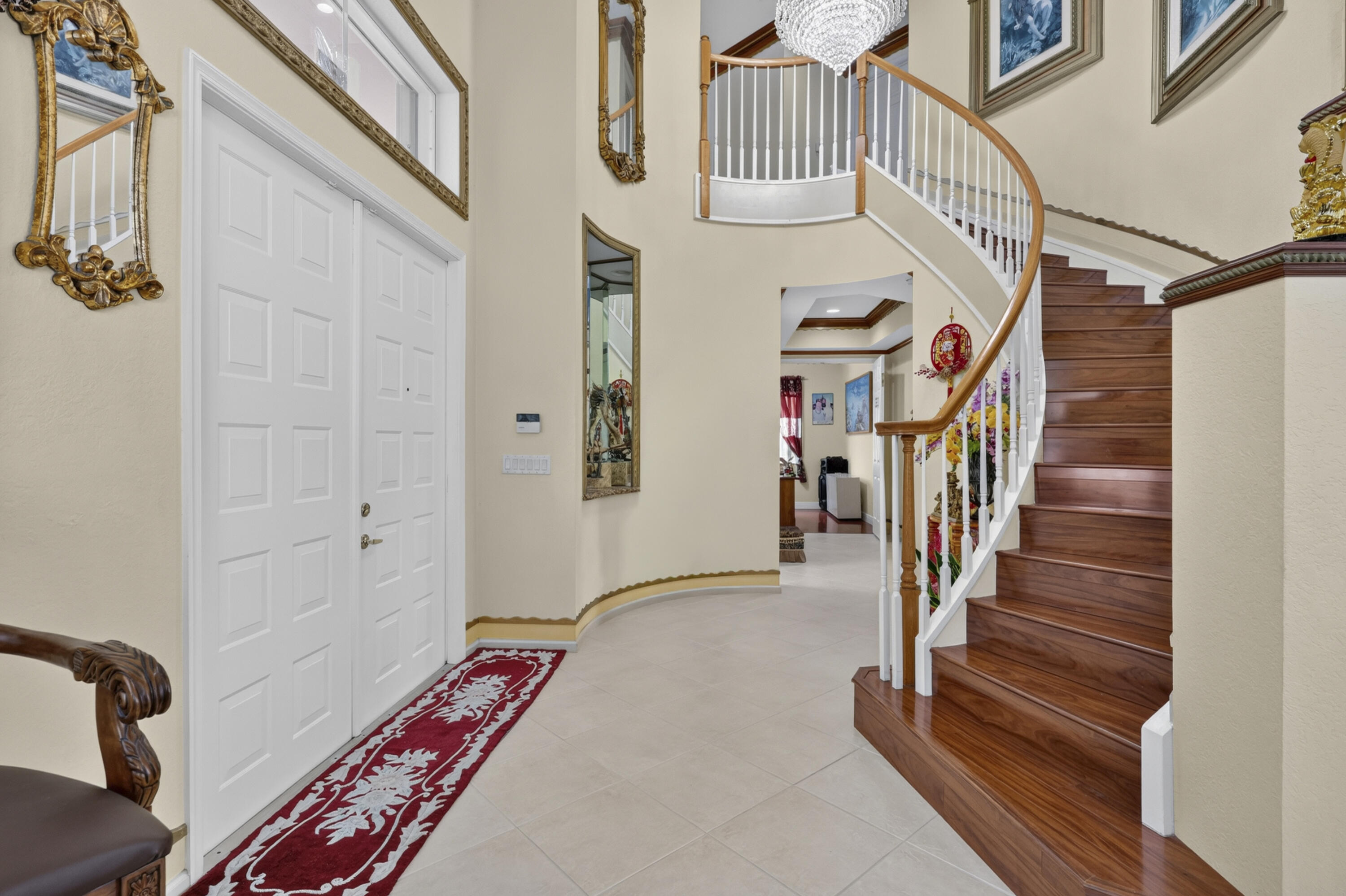 120 Isola Circle Property Photo 11