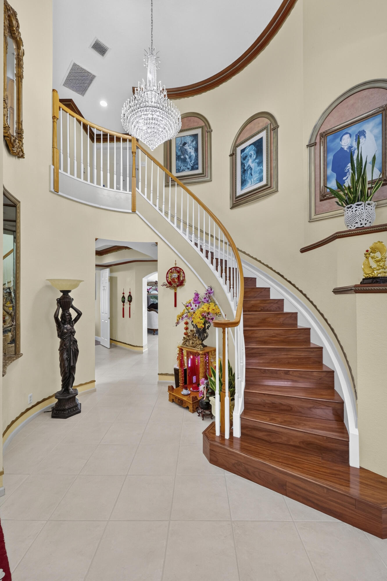 120 Isola Circle Property Photo 13