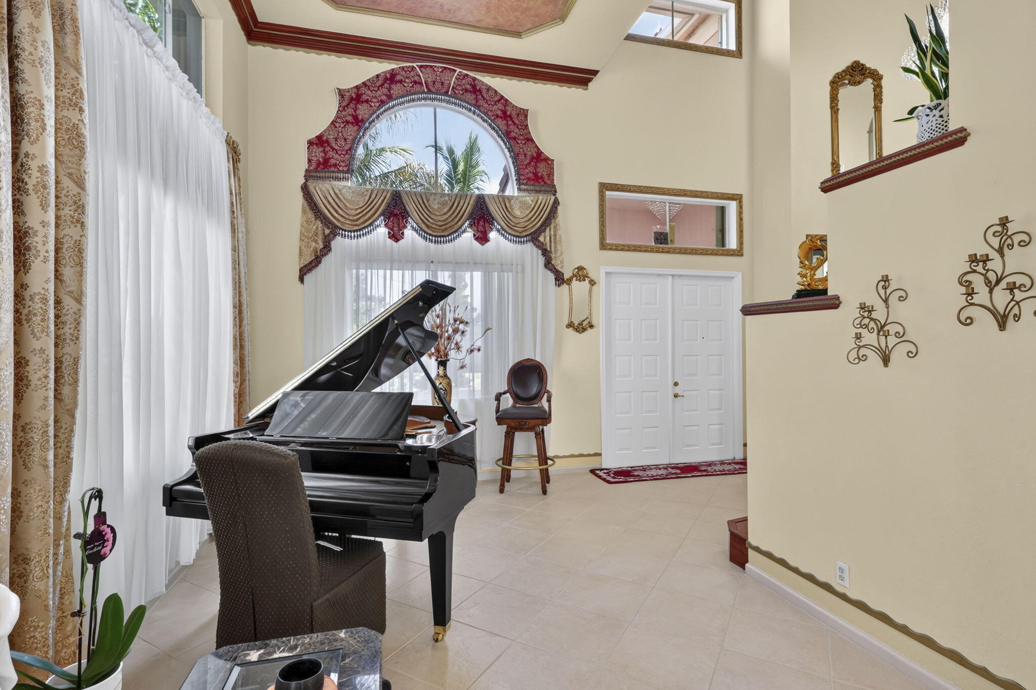120 Isola Circle Property Photo 19