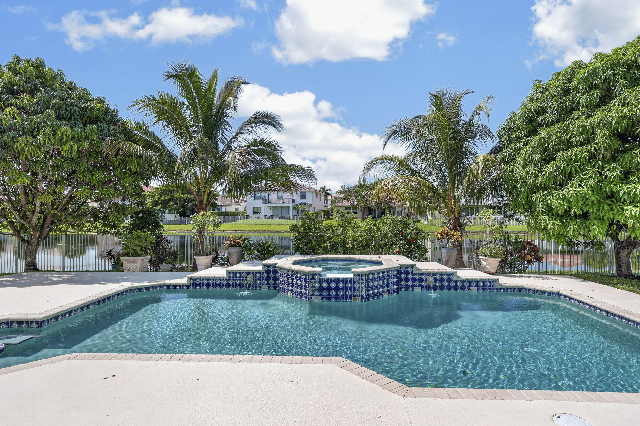 120 Isola Circle Property Photo 65