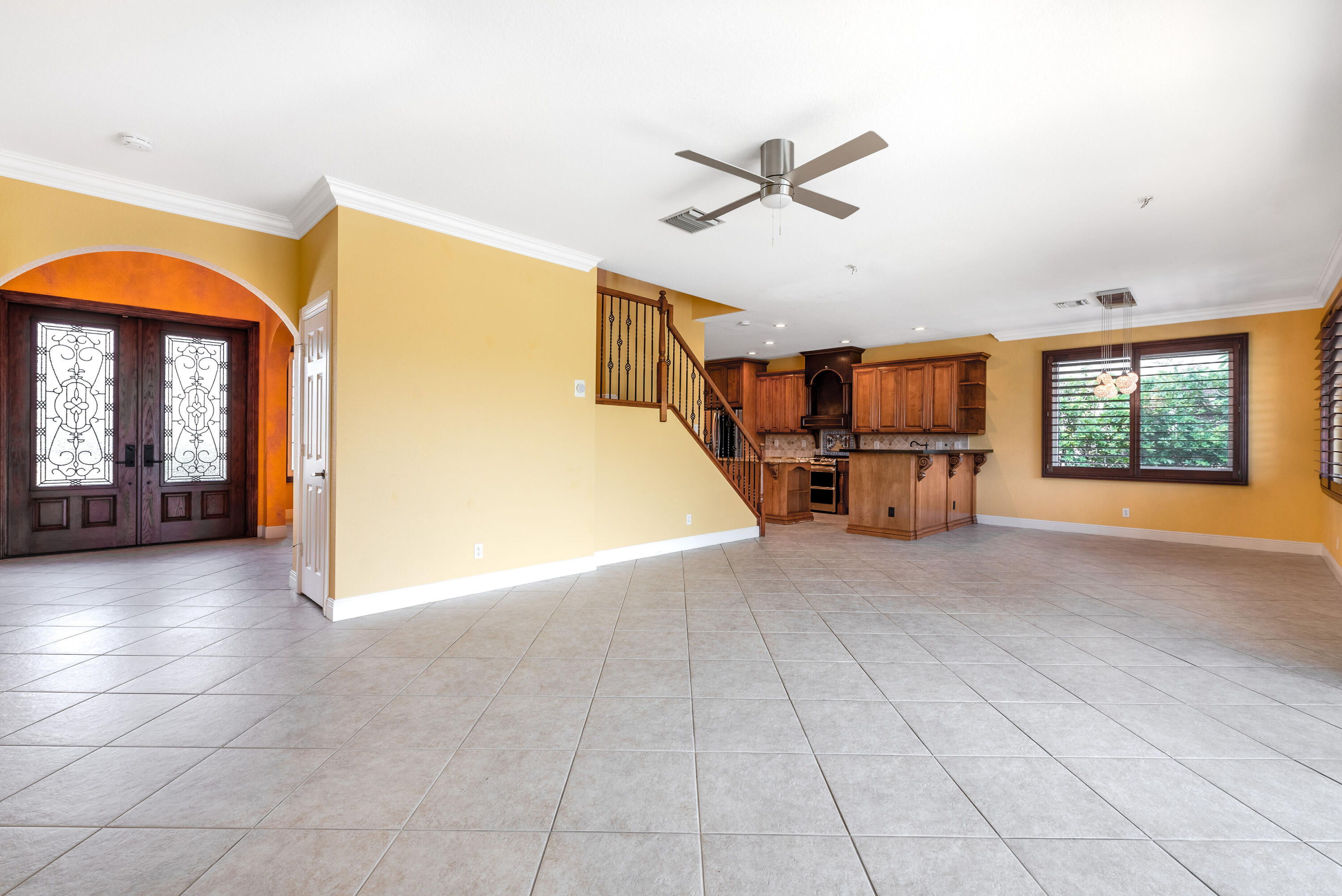 112 Isola Circle Property Photo 10