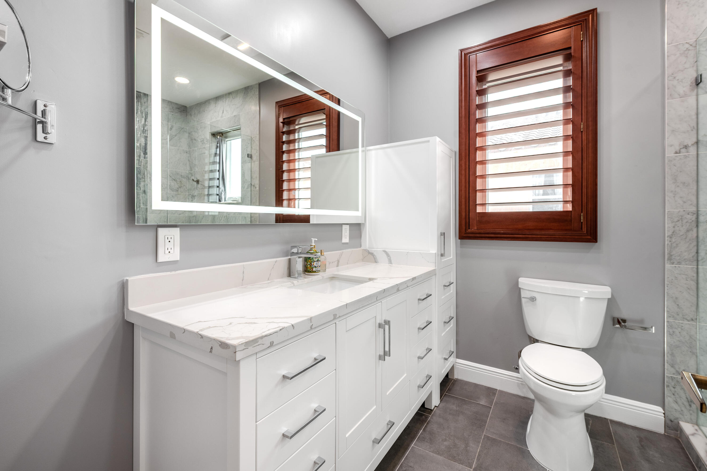 112 Isola Circle Property Photo 30