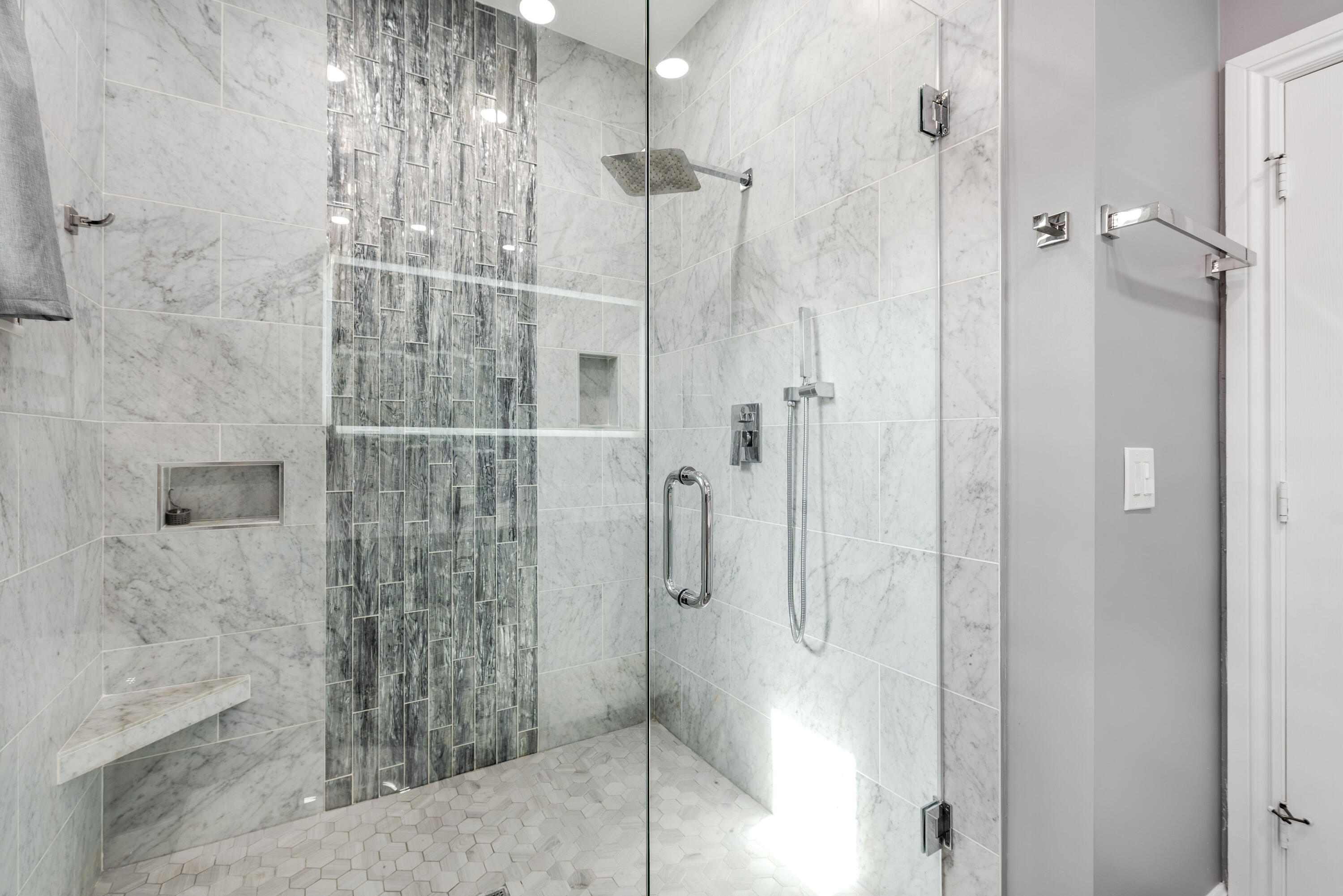 112 Isola Circle Property Photo 31