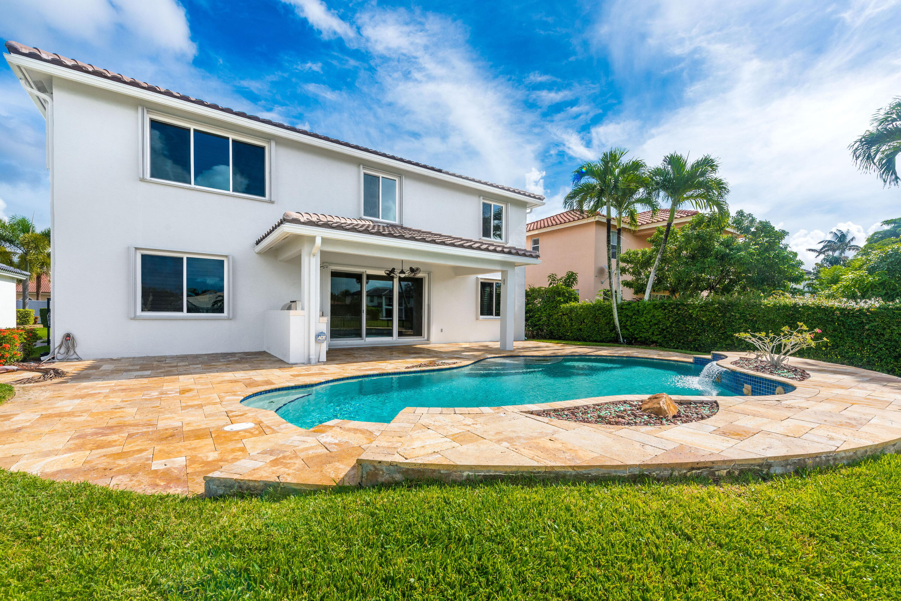 112 Isola Circle Property Photo 39
