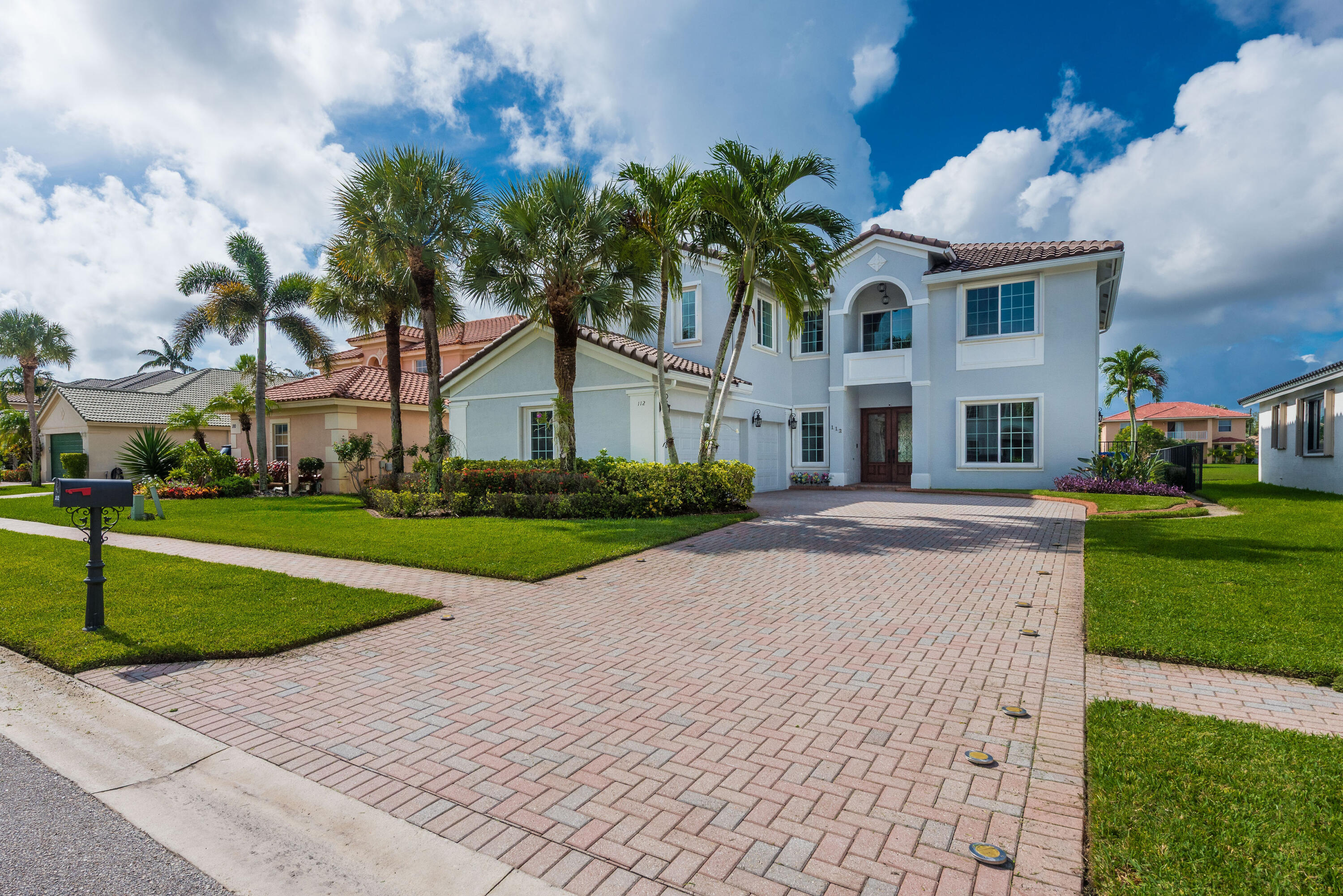 112 Isola Circle Property Photo 45