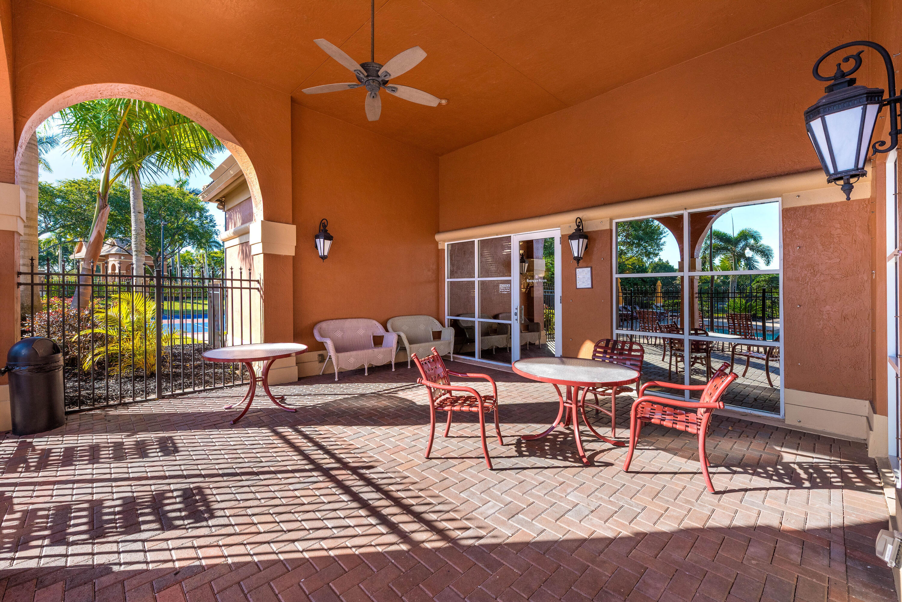 112 Isola Circle Property Photo 49