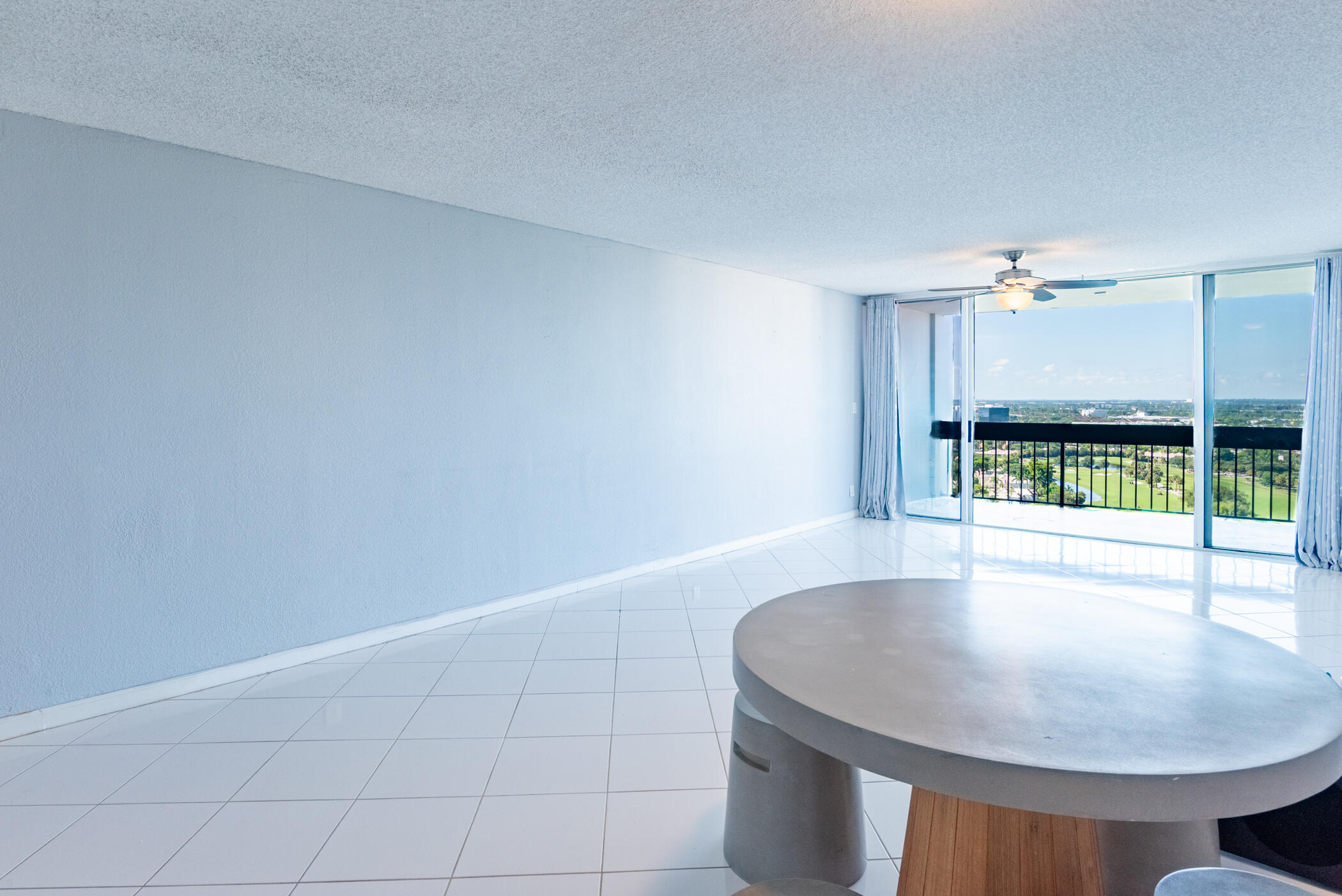 2400 Presidential Way Ph6 Property Photo 6