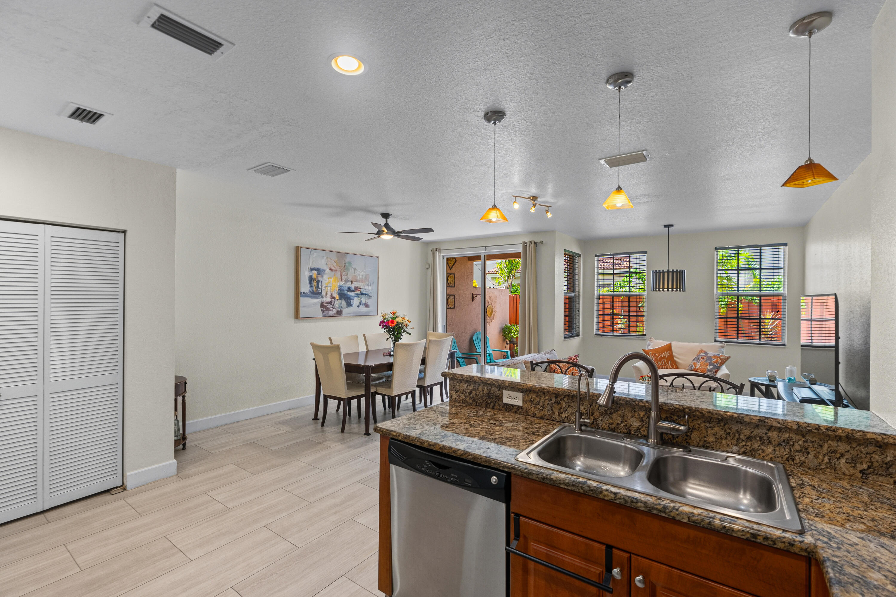 213 Las Brisas Circle Property Photo 3
