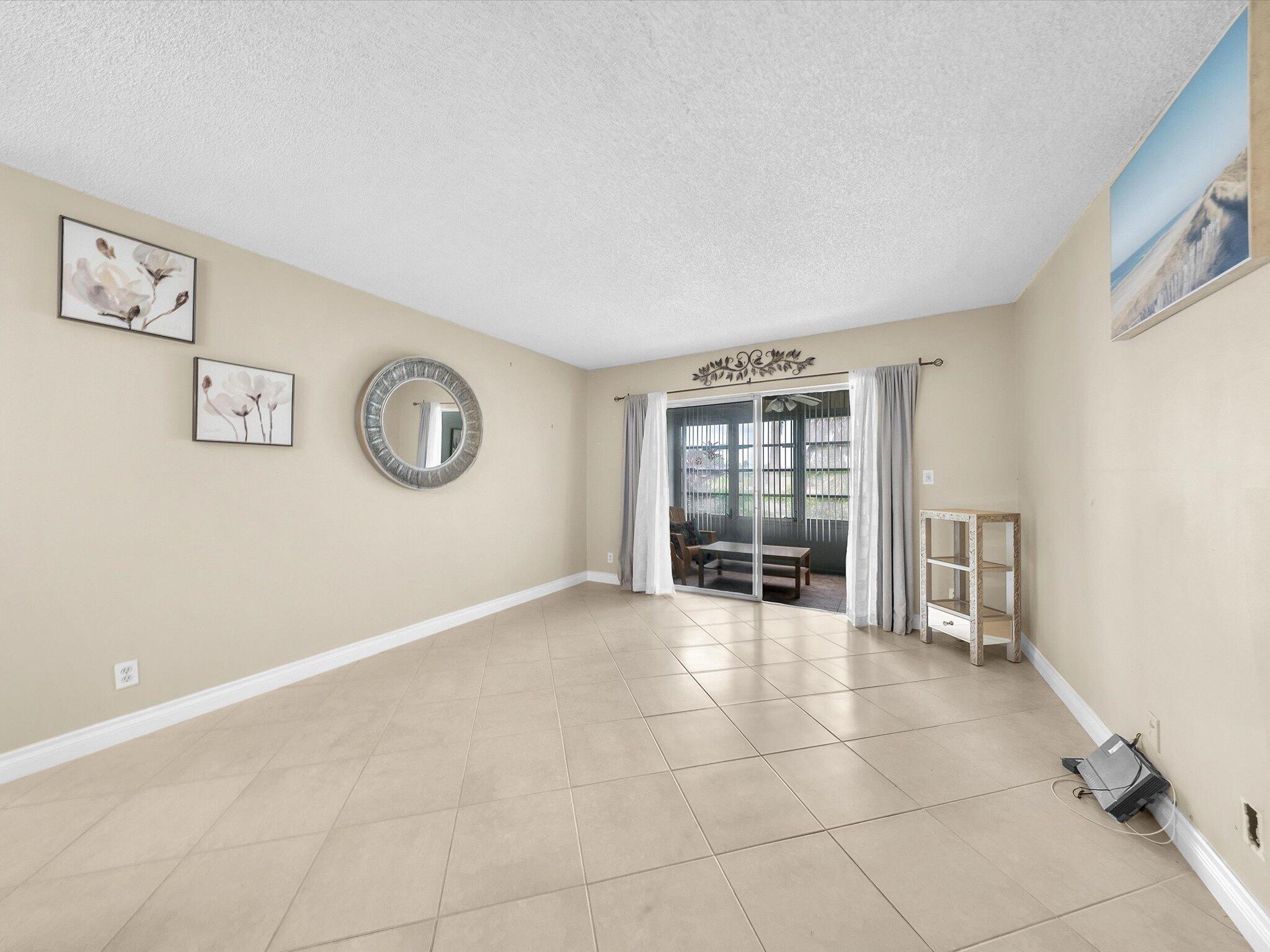 7807 Golf Cir Drive 105 Property Photo 11