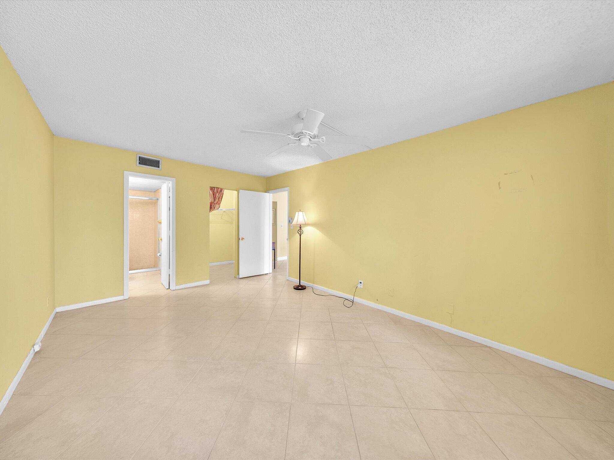 7807 Golf Cir Drive 105 Property Photo 22