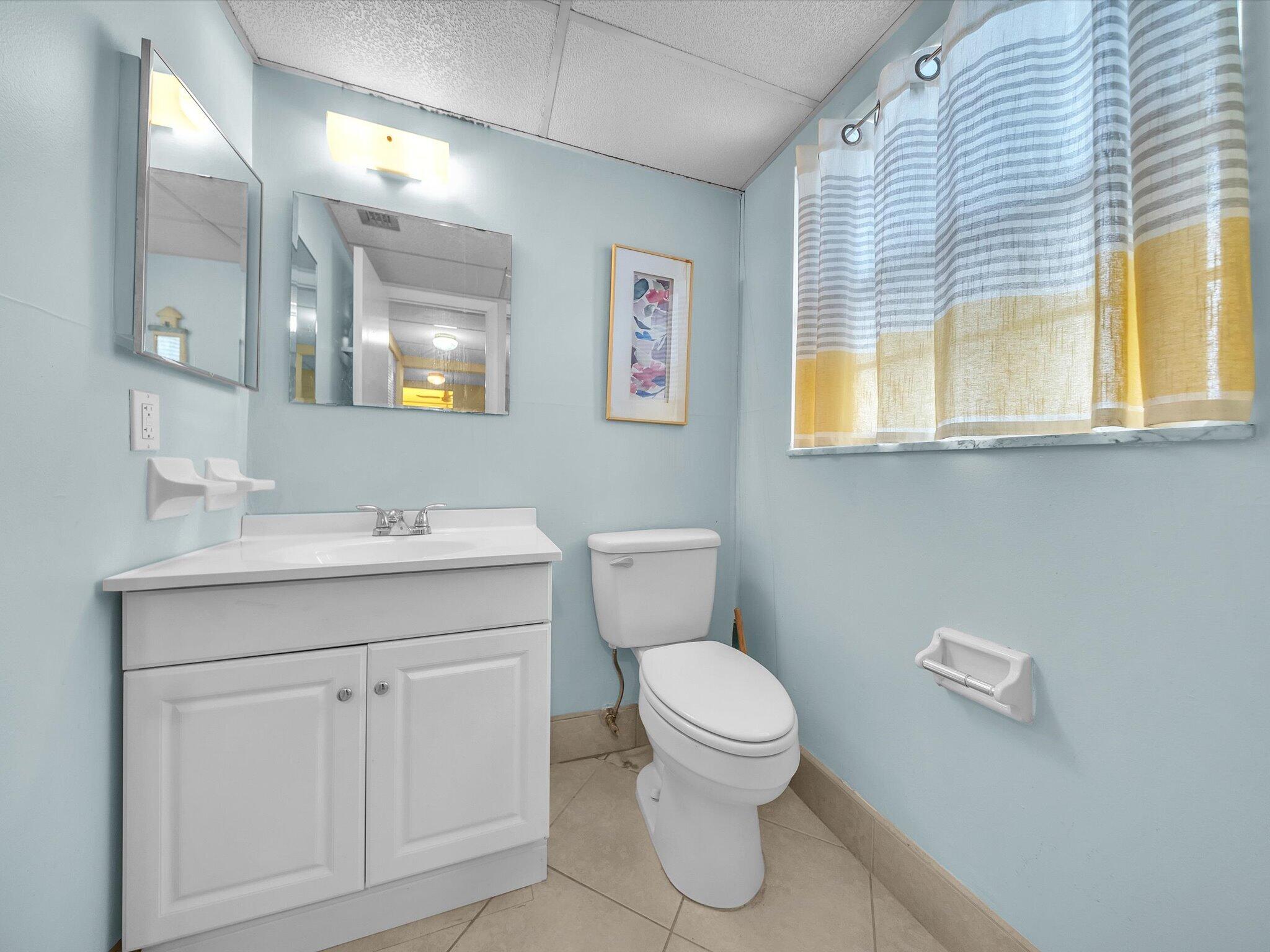 7807 Golf Cir Drive 105 Property Photo 26