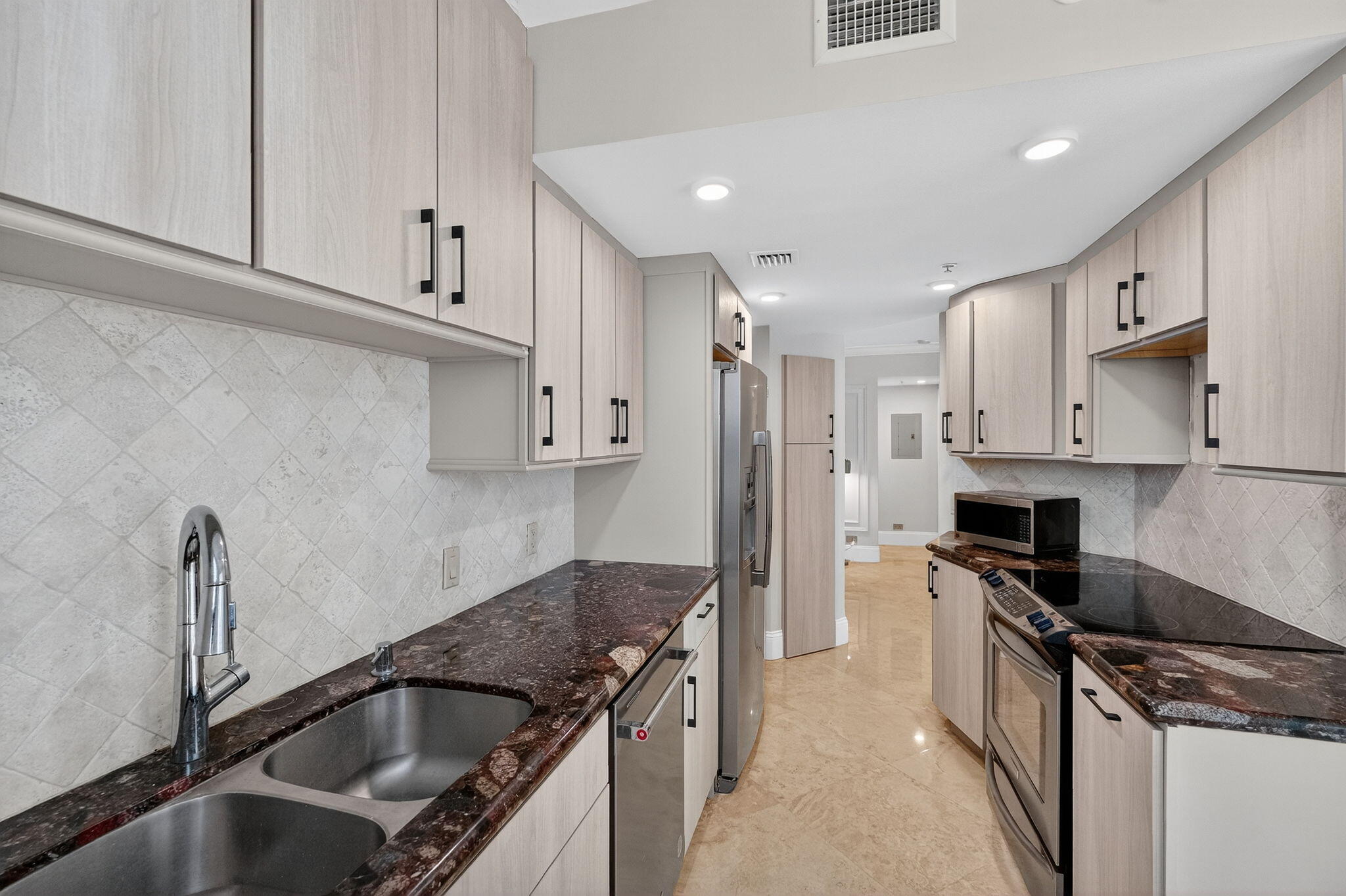 701 Brickell Key Boulevard 1604 Property Photo 27