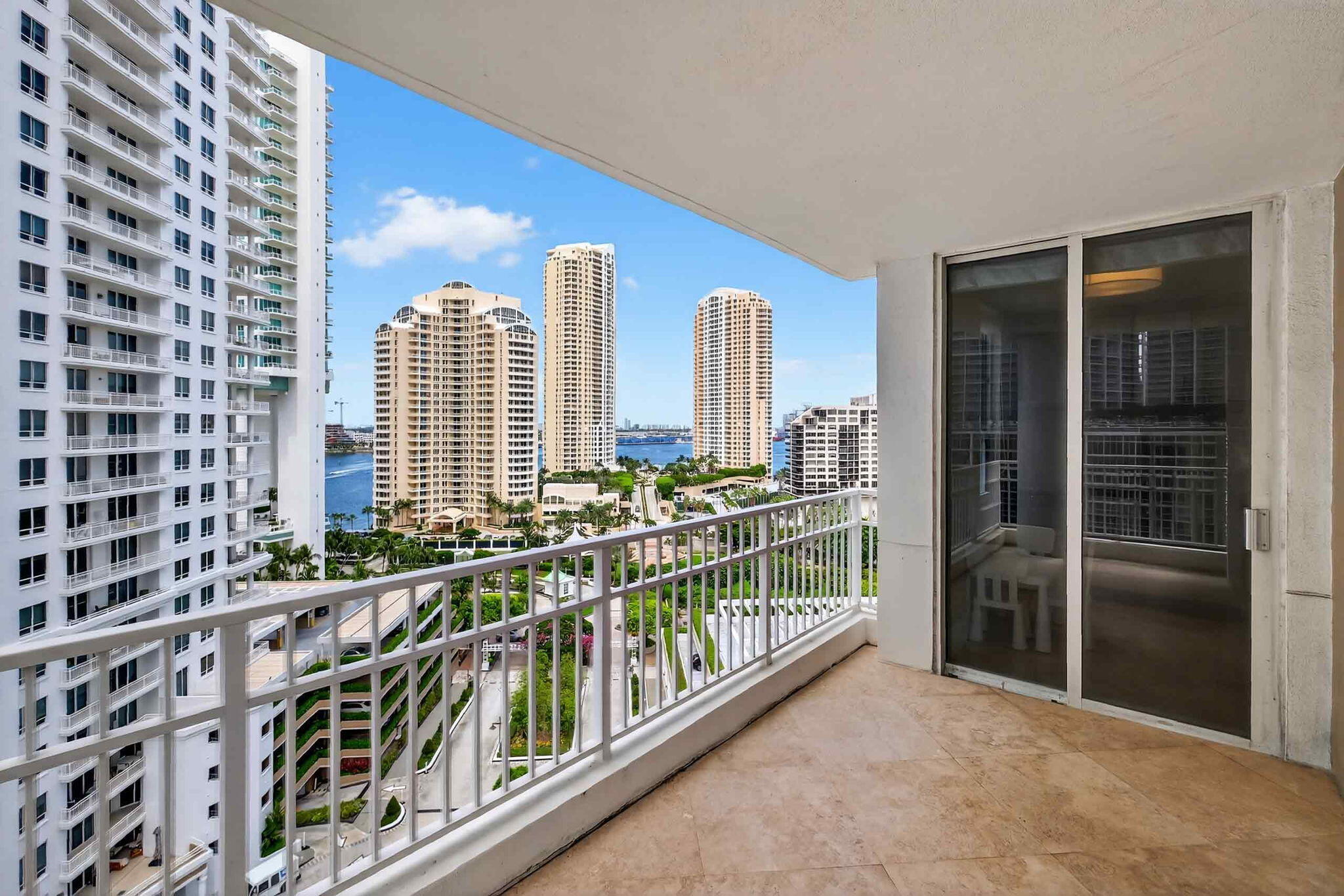701 Brickell Key Boulevard 1604 Property Photo 40