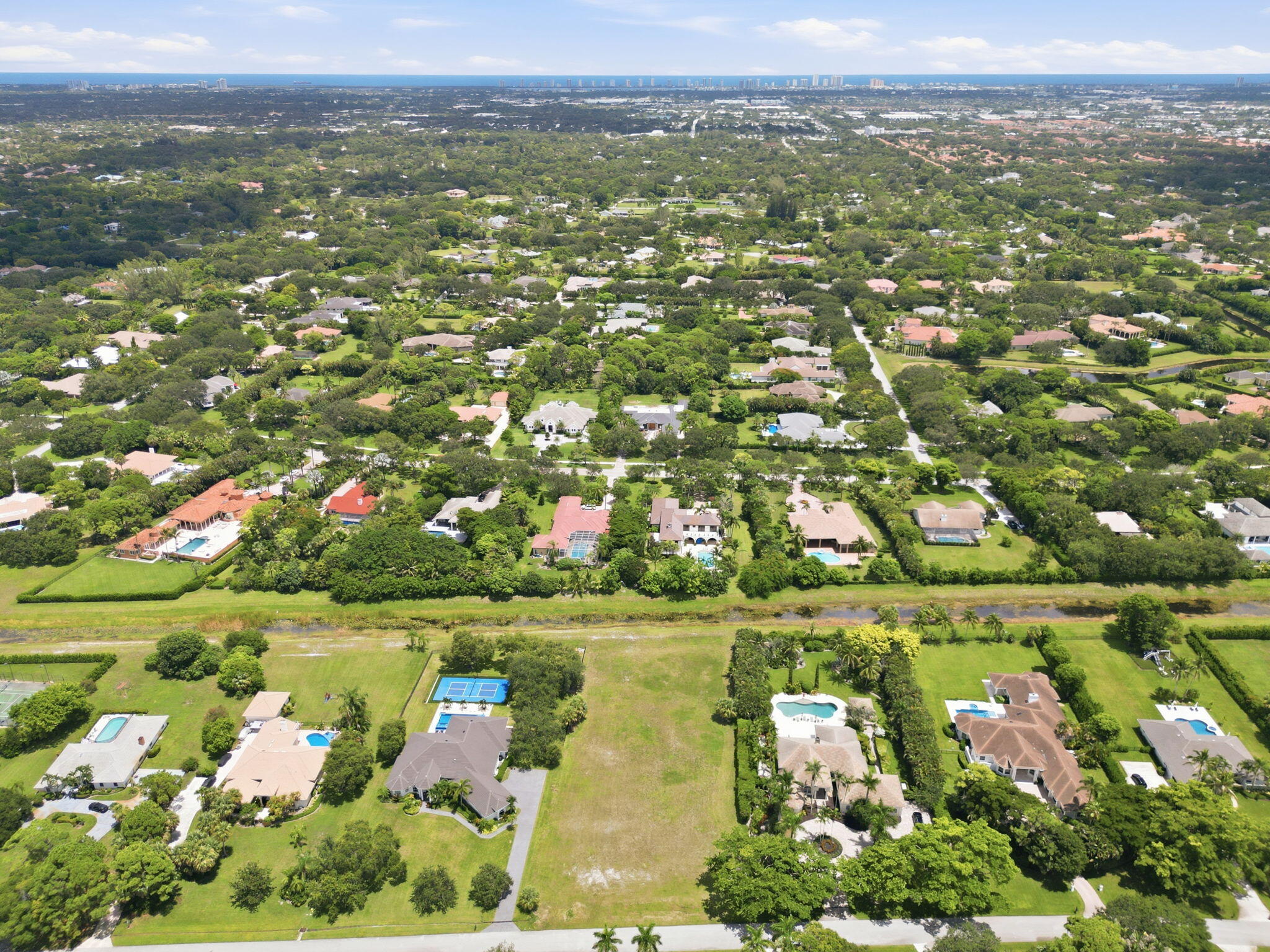 8288 Man O War Road Property Photo 15