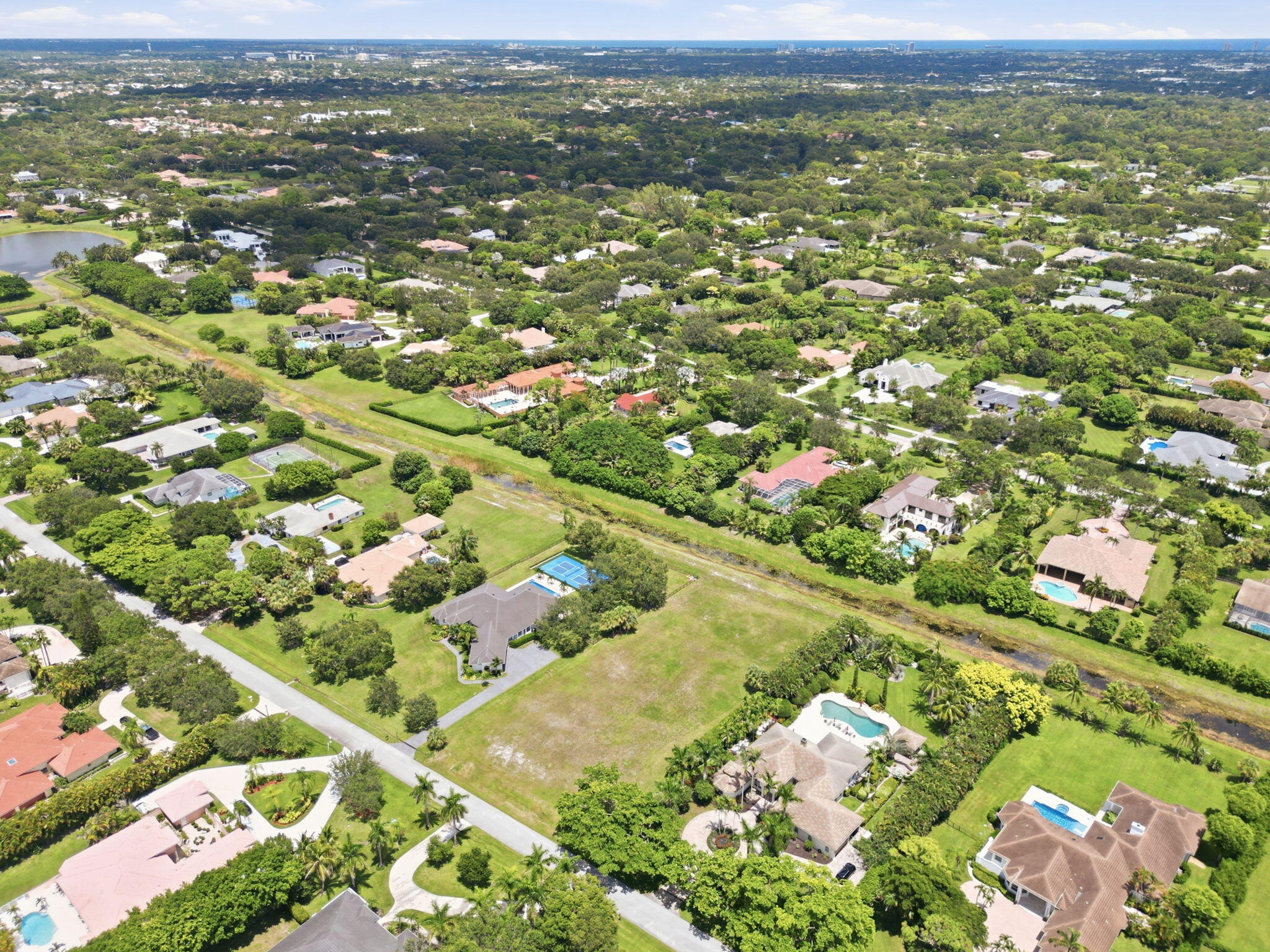 8288 Man O War Road Property Photo 17