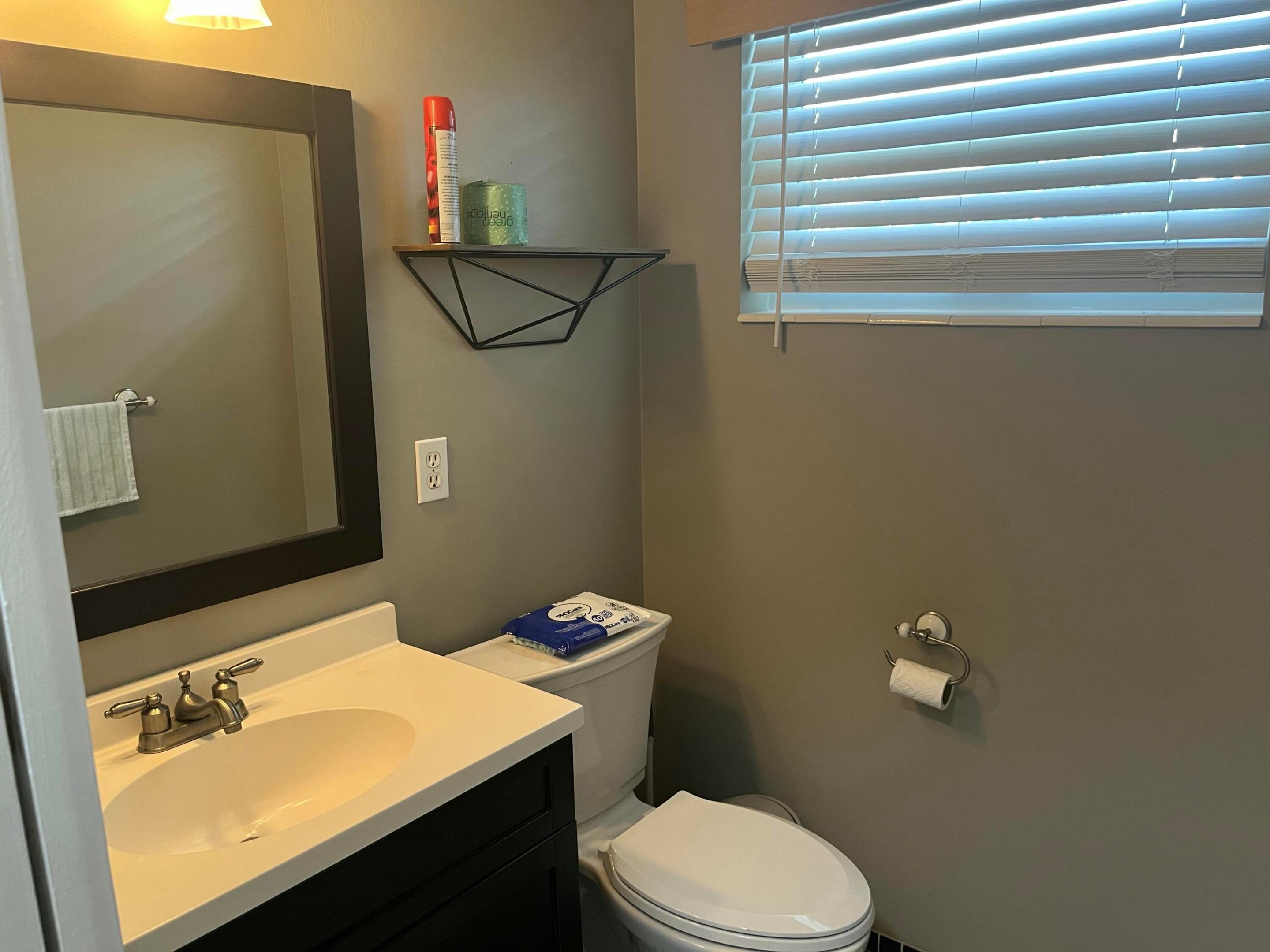 2758 Emory Drive E C Property Photo 4