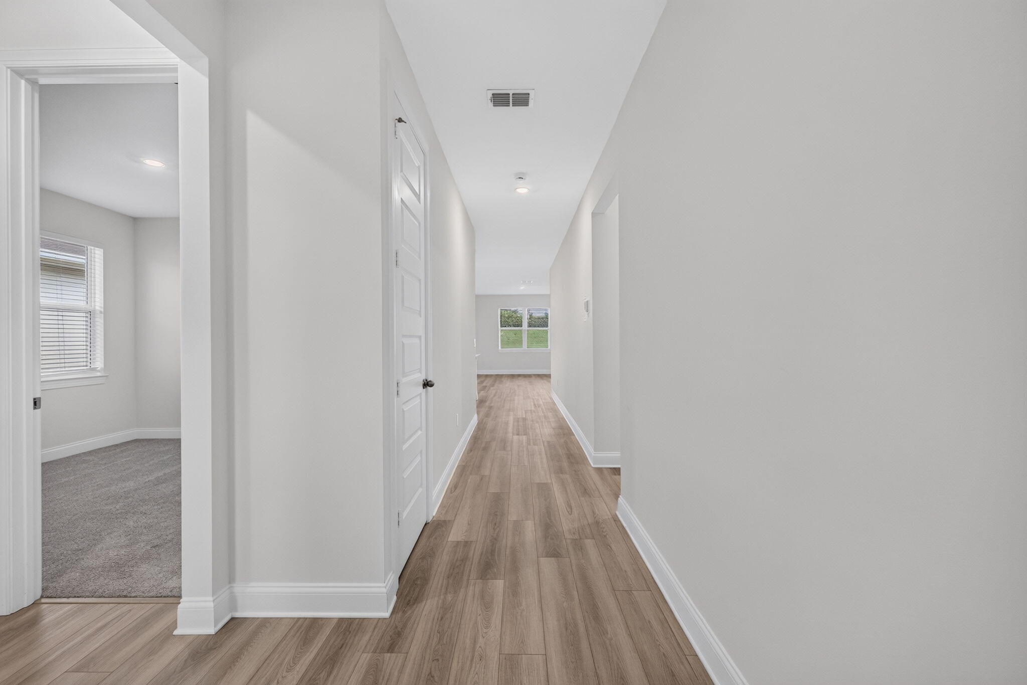 8666 Dahlia Circle Property Photo 18
