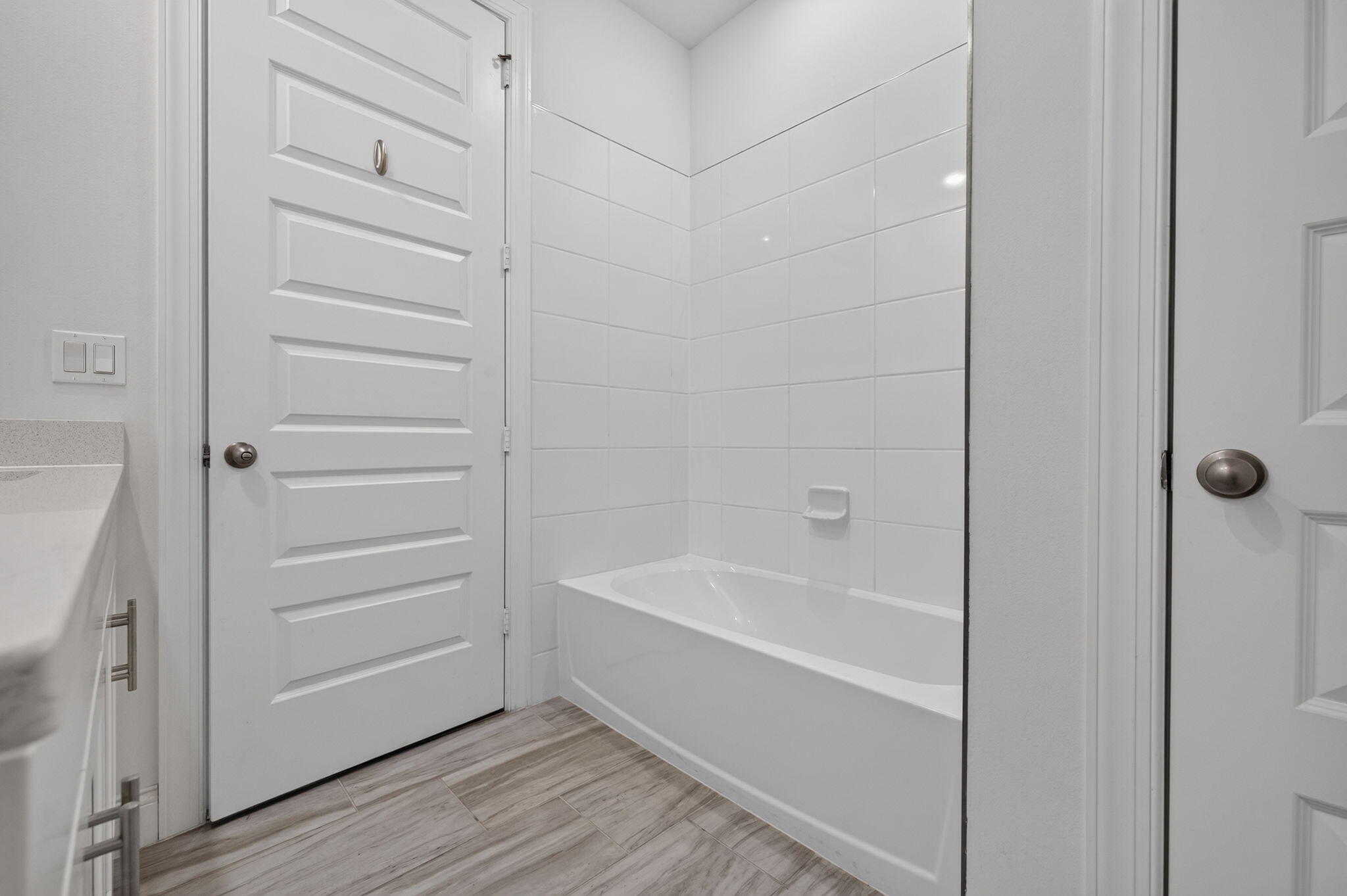 8666 Dahlia Circle Property Photo 25
