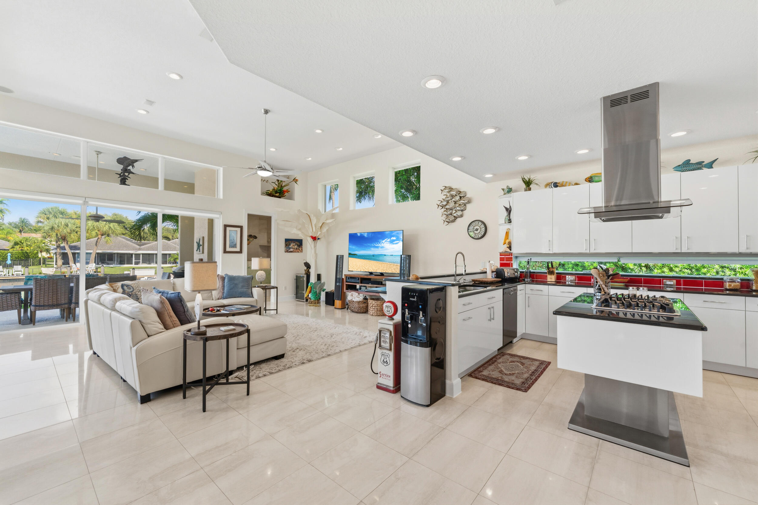 9 Island Road Property Photo 19