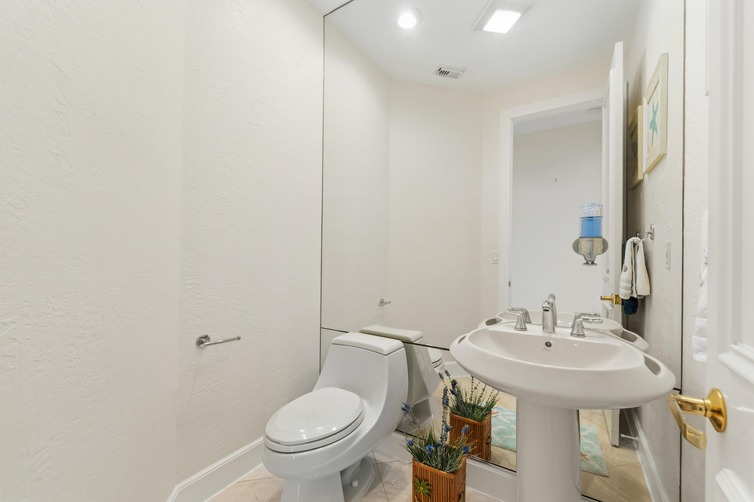 9 Island Road Property Photo 39