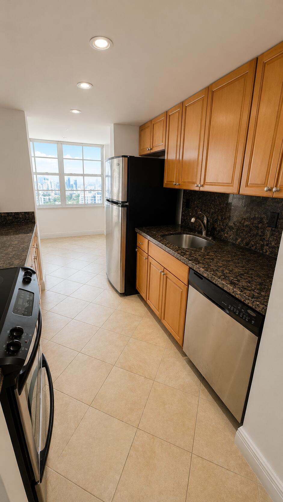230 174th Street 1805 Property Photo 10