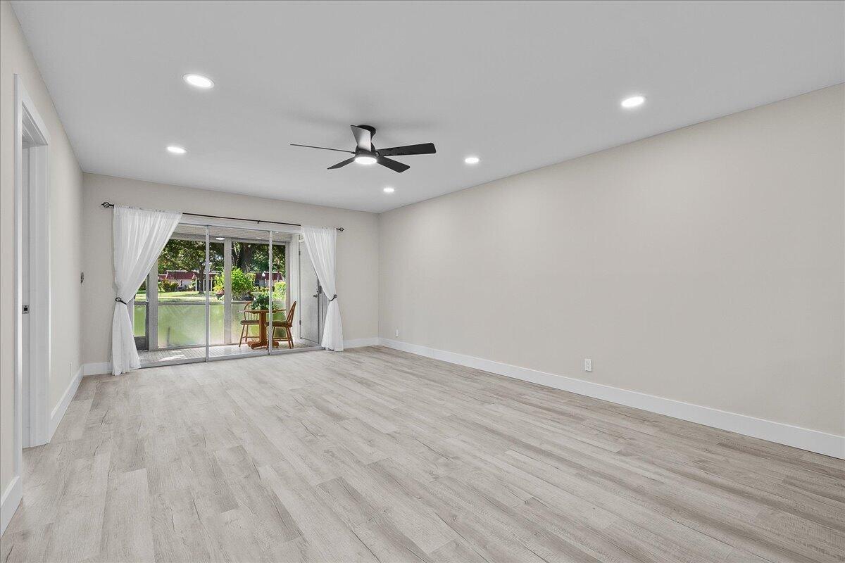 742 Nantucket Circle Property Photo 8