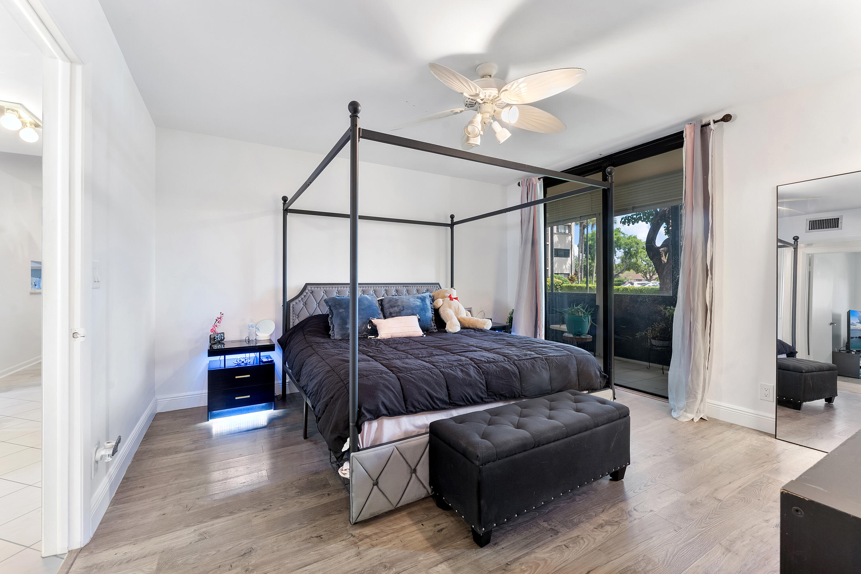 5280 Las Verdes Circle 124 Property Photo 10