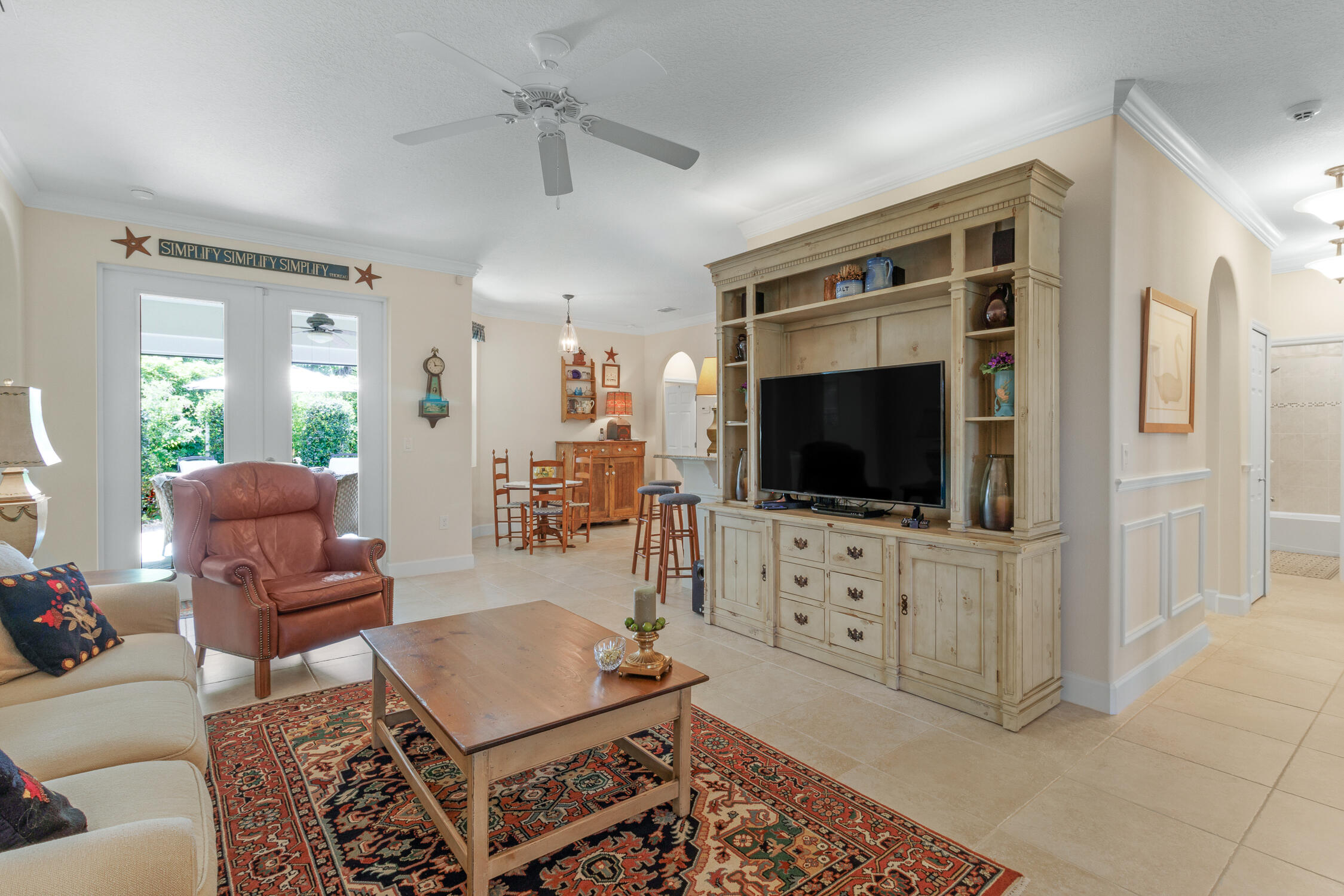 4241 Diamond Square Property Photo 2