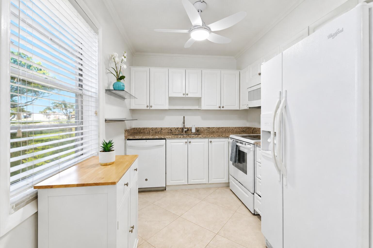 21 Flanders A Property Photo 8