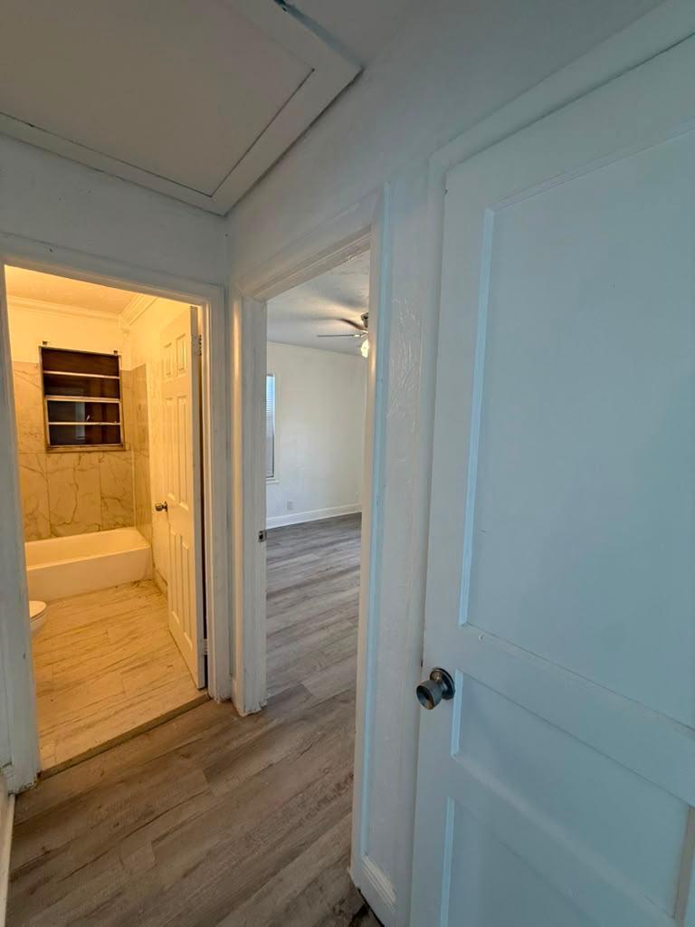 933 30th Court Property Photo 15
