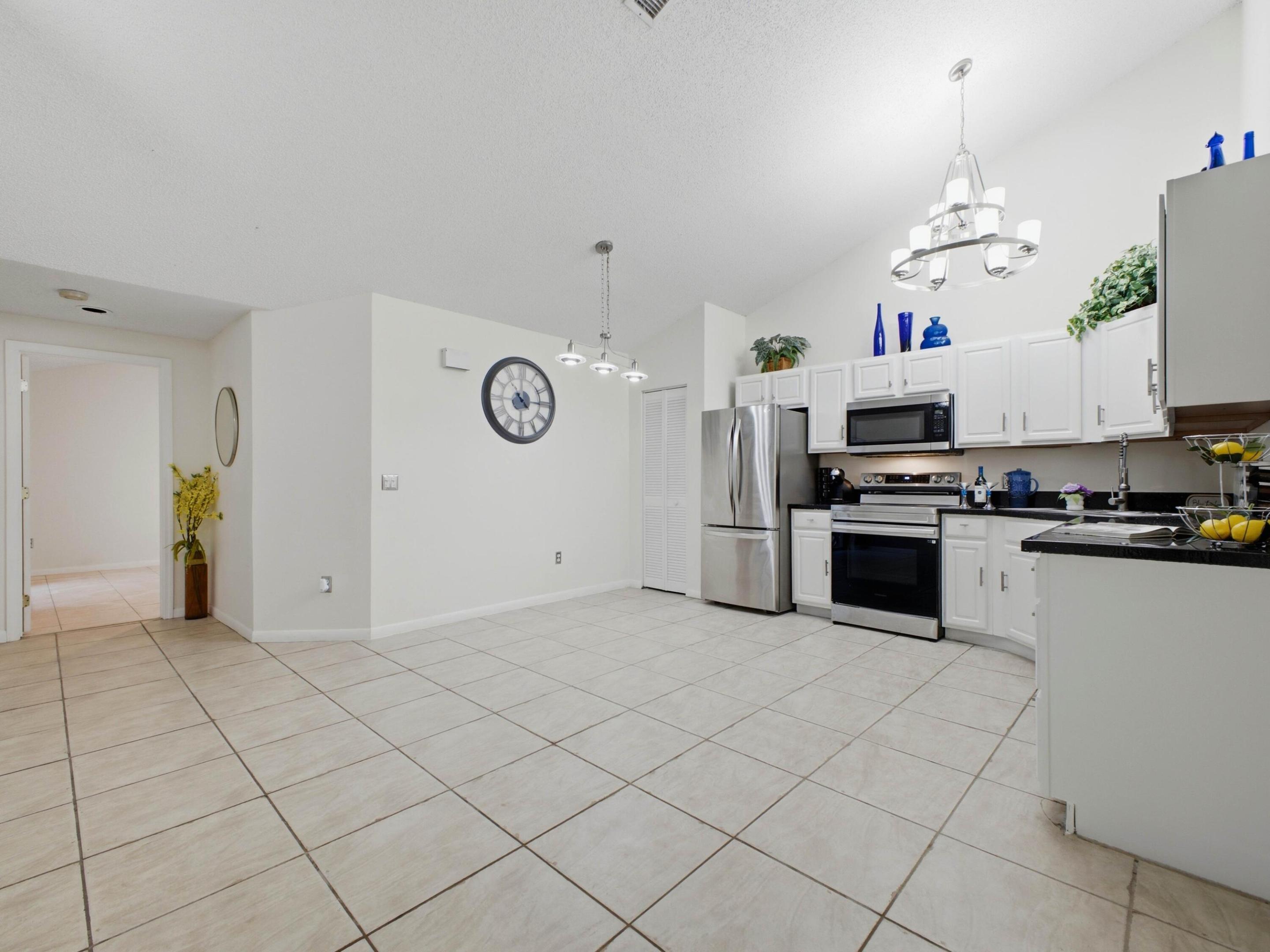 5933 Golden Eagle Circle Property Photo 13