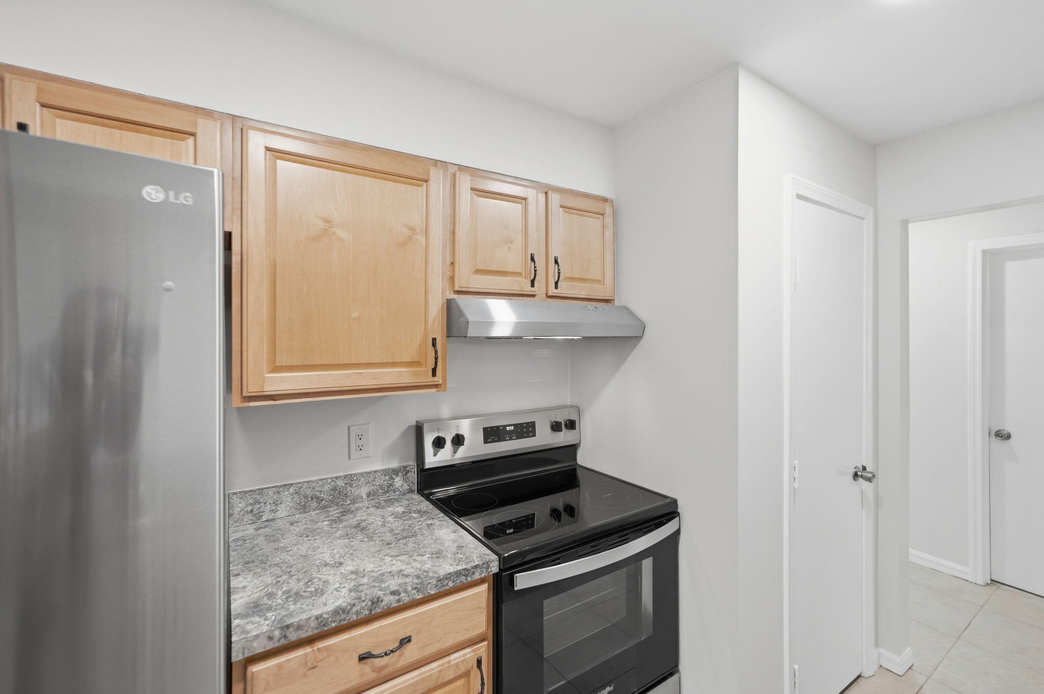 415 Willows Avenue Property Photo 21